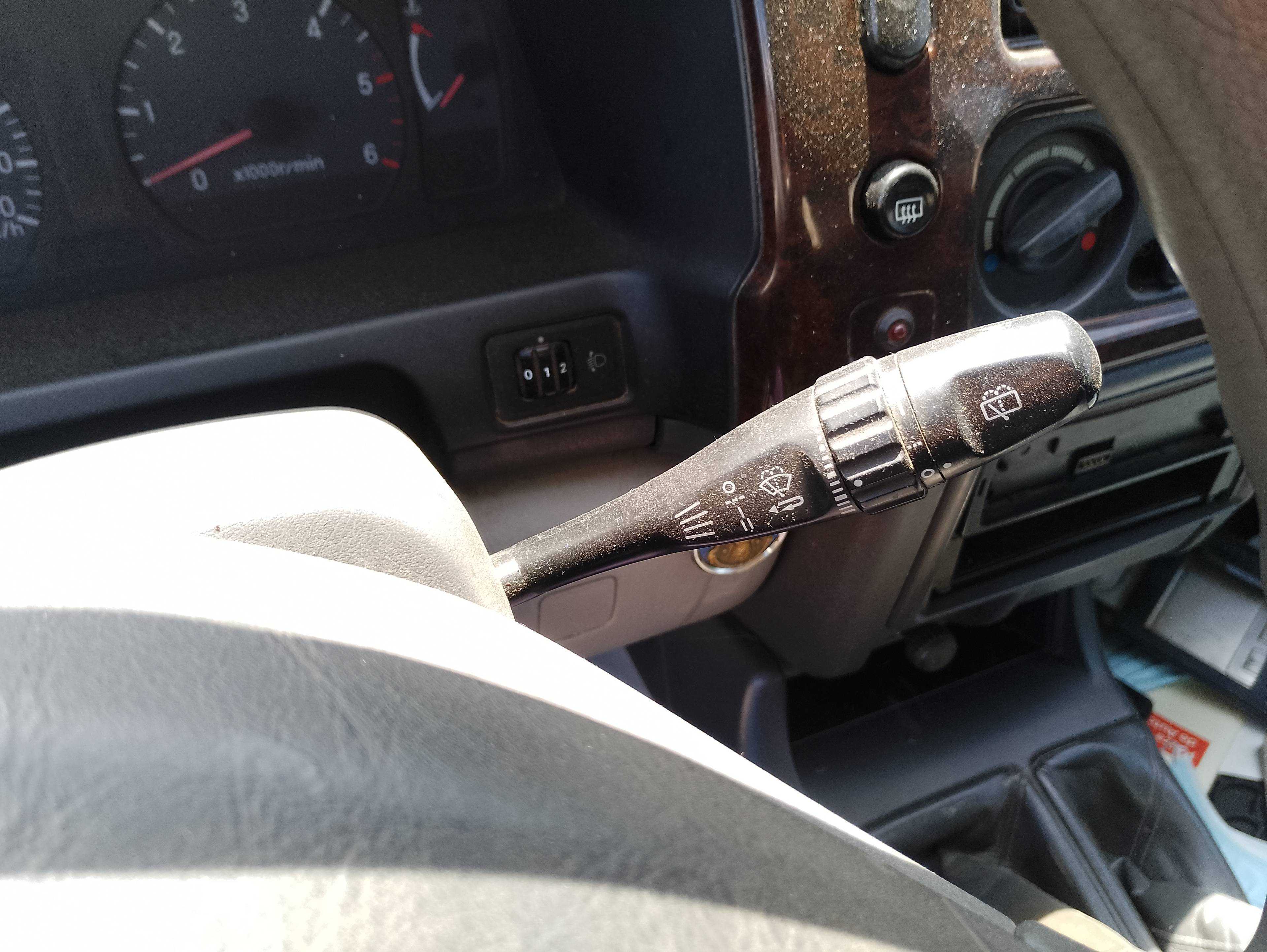 Recambio de mando limpia para mitsubishi montero sport (k90) 2.5 td gls referencia OEM IAM   