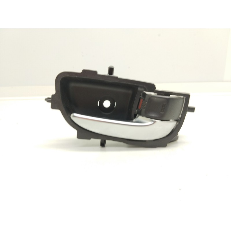 Recambio de maneta interior delantera derecha para toyota auris hybrid active referencia OEM IAM 692050D204  