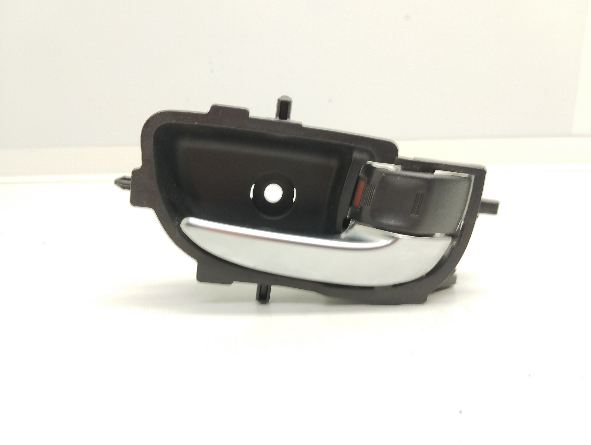 Recambio de maneta interior delantera derecha para toyota auris hybrid active referencia OEM IAM 692050D204  