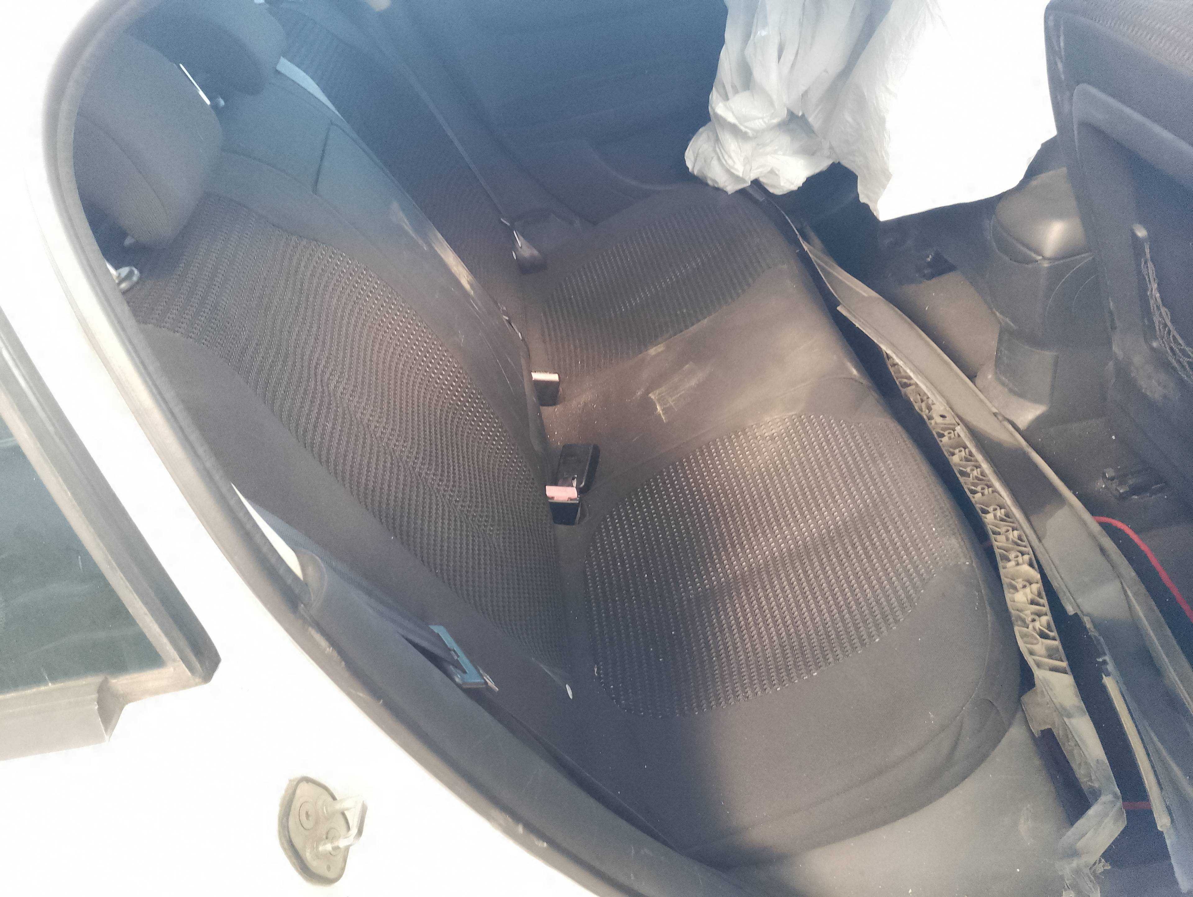 Recambio de asientos traseros para citroën c4 berlina vtr plus referencia OEM IAM   