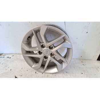 Recambio de llanta para hyundai tucson classic blue referencia OEM IAM r16 52910d7110 