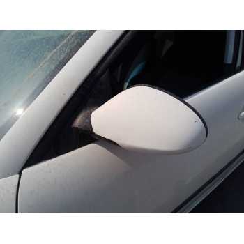 RETROVISOR IZQUIERDO 