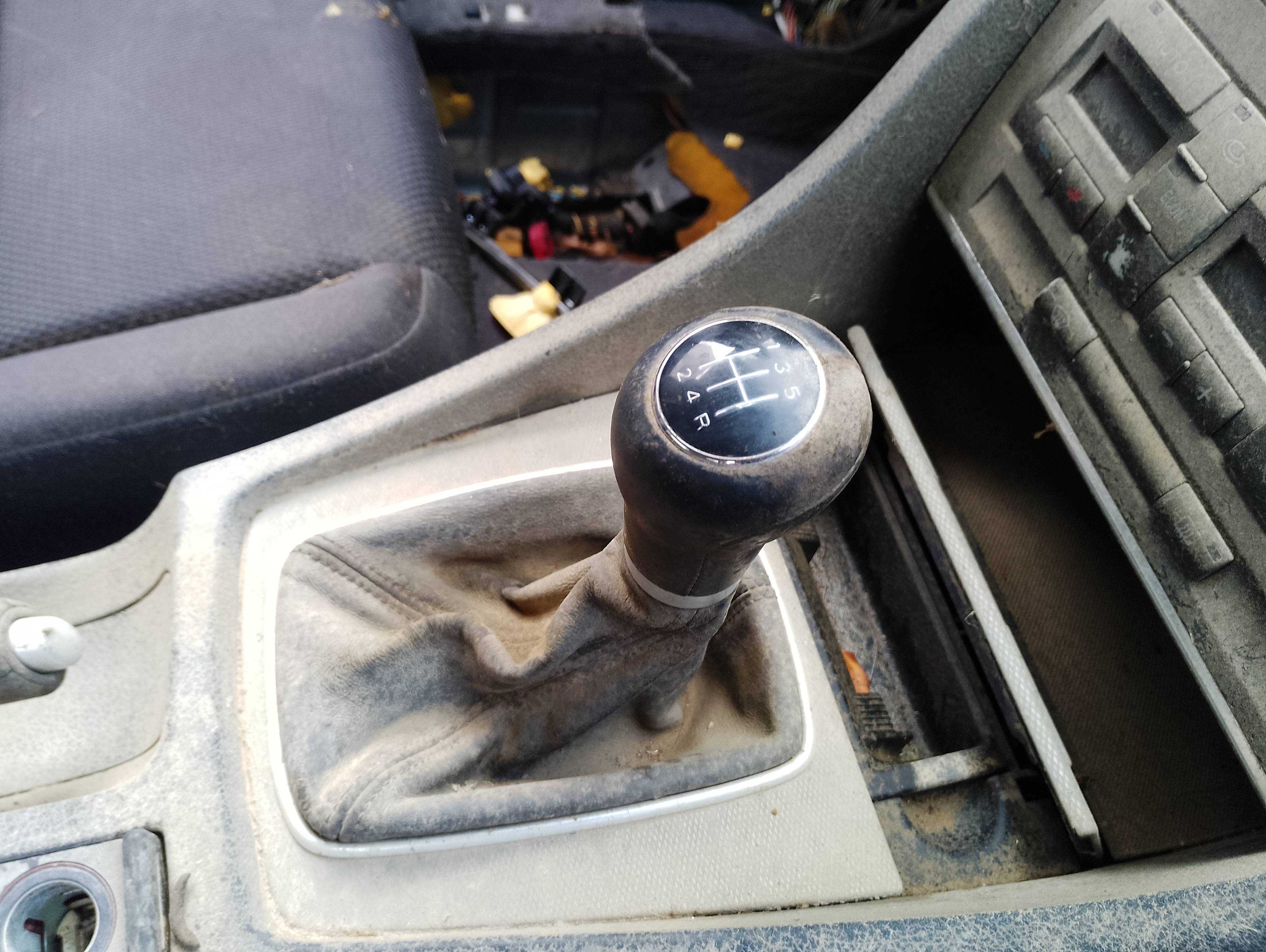 Recambio de palanca cambio para audi a4 berlina (8e) 2.0 referencia OEM IAM   