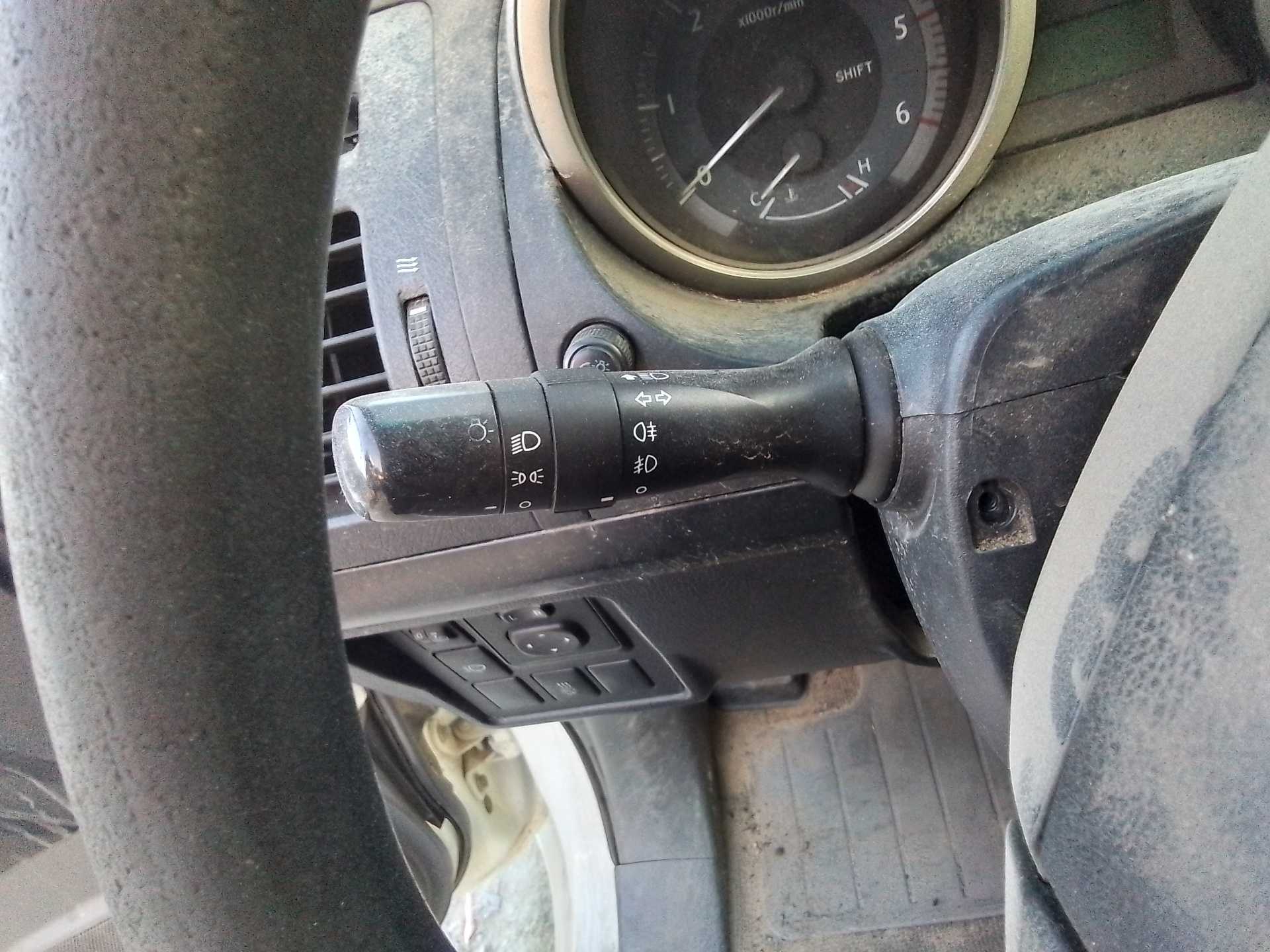 Recambio de mando intermitentes para toyota land cruiser (j15) basis referencia OEM IAM   