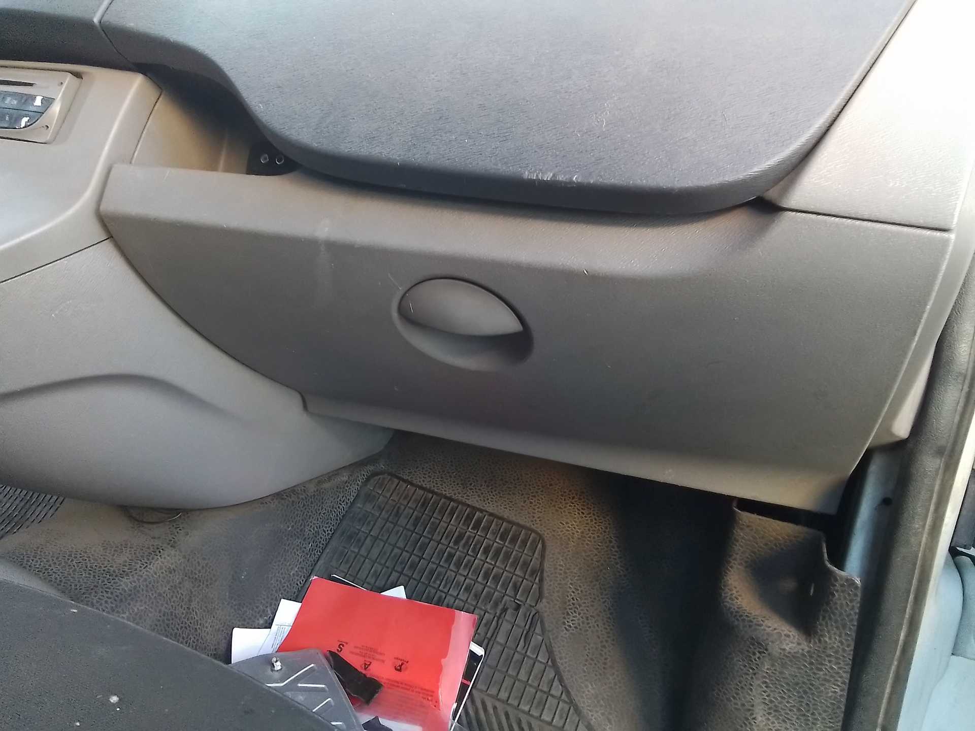 Recambio de guantera para renault kangoo 1.5 dci diesel referencia OEM IAM   