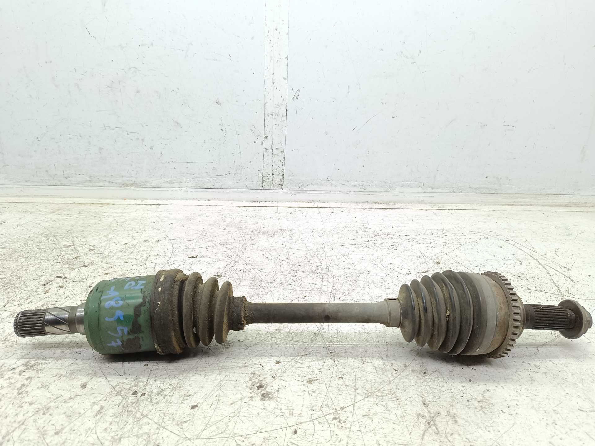 Recambio de transmision delantera izquierda para mazda 626 berlina/coupe (gc) 2.0 diesel referencia OEM IAM   