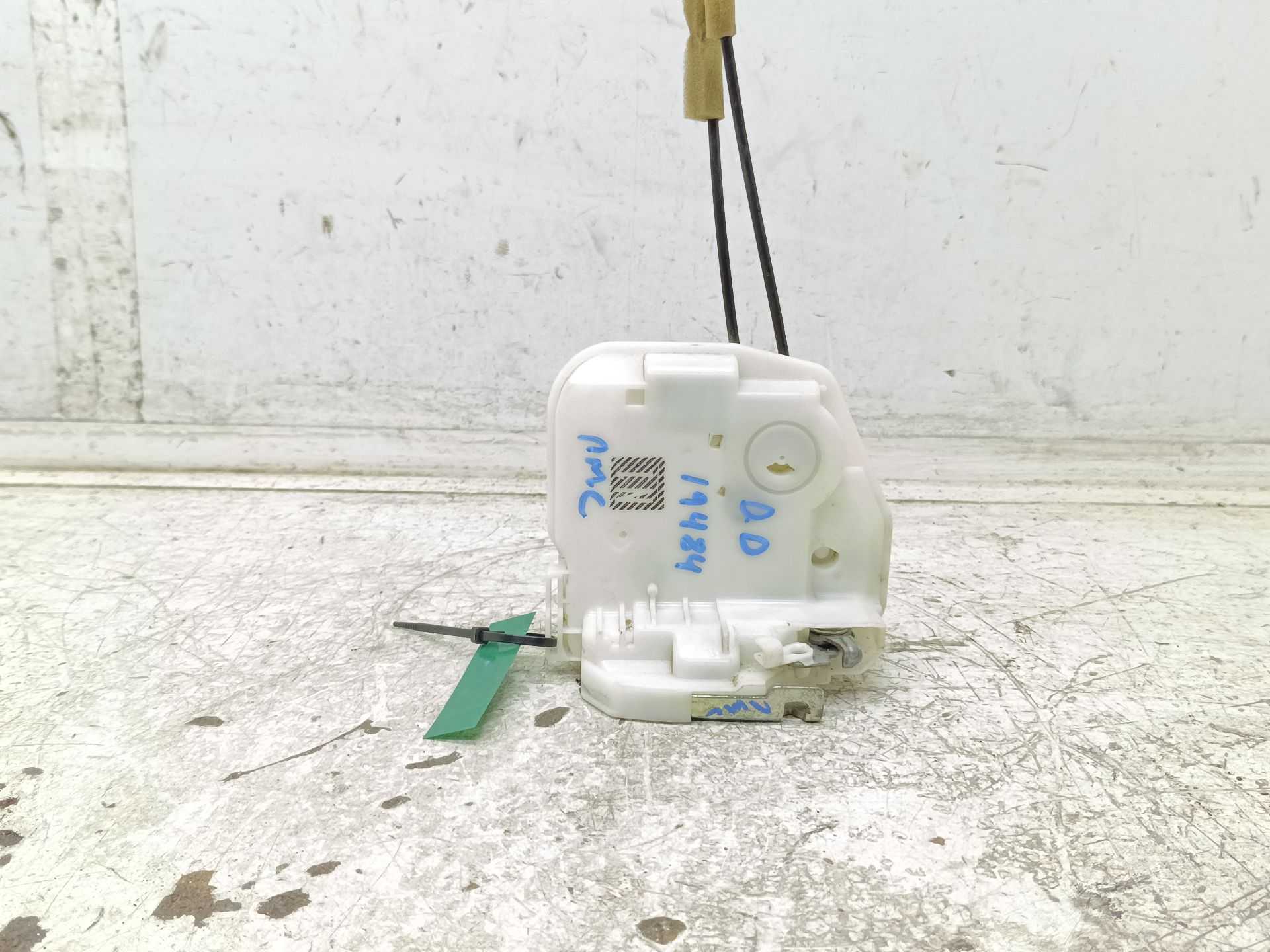 Recambio de cerradura puerta delantera derecha para citroën c4 aircross attraction referencia OEM IAM A047218  