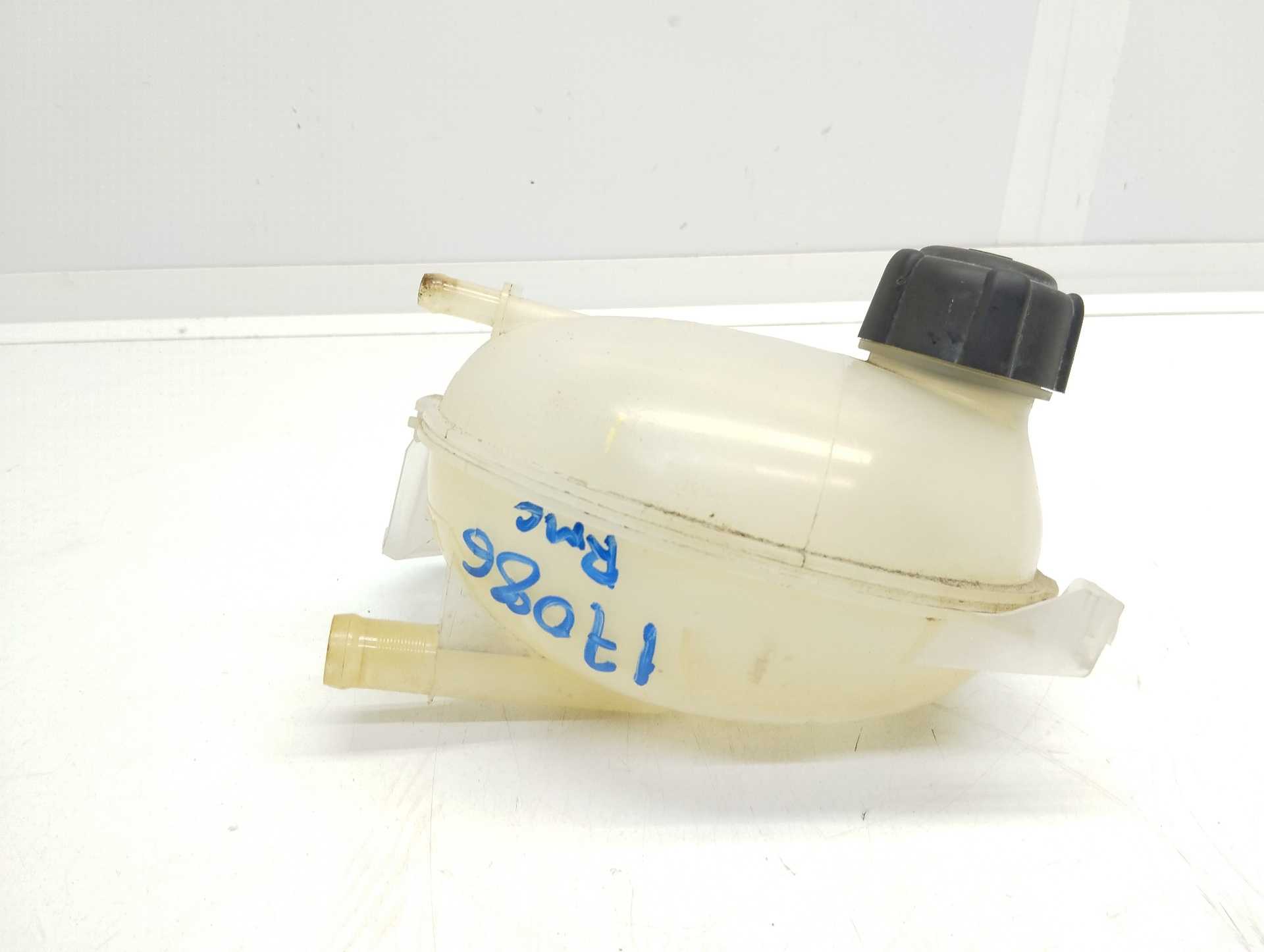 Recambio de deposito expansion para dacia sandero stepway comfort referencia OEM IAM 217107259R ITW 