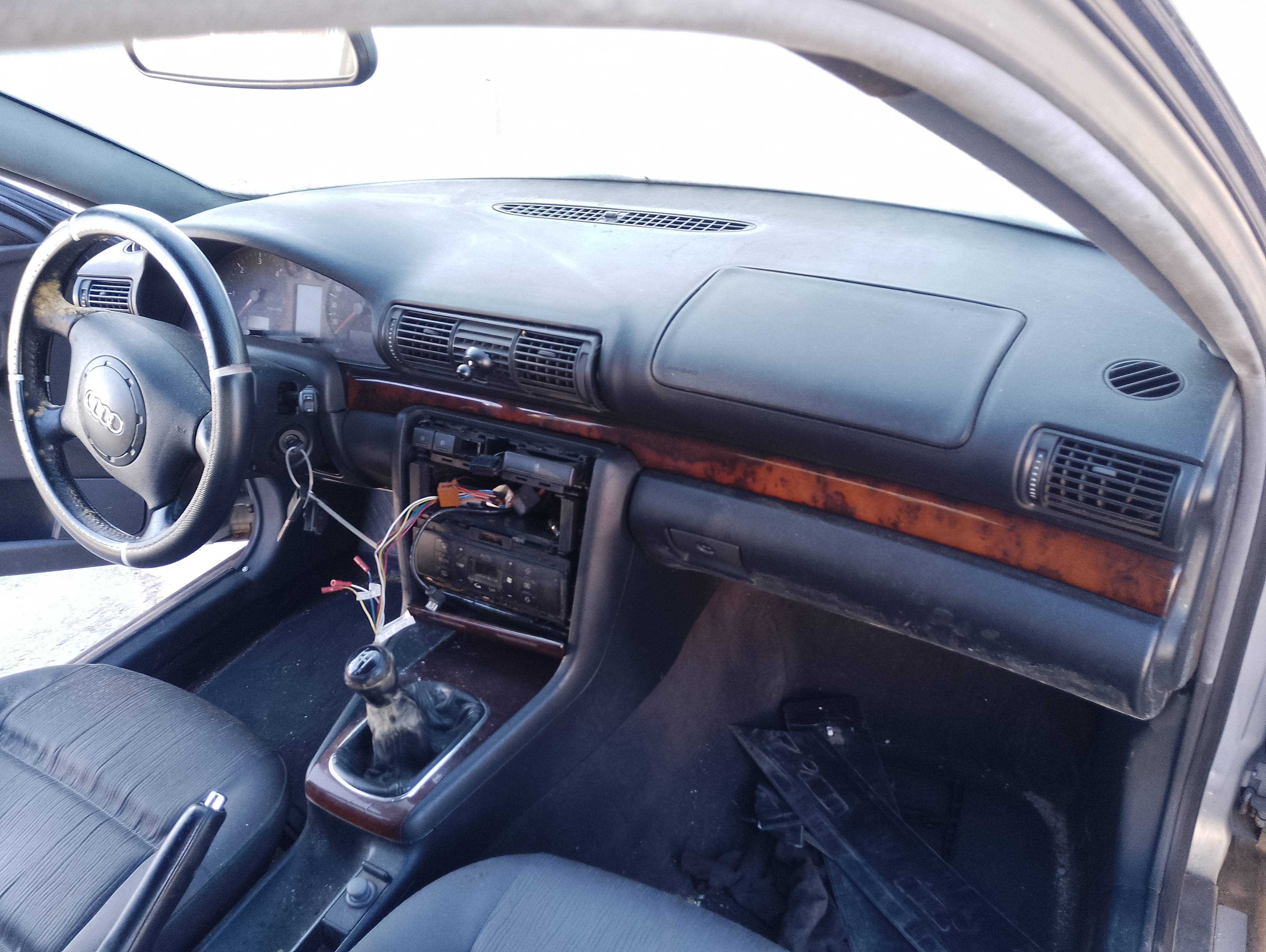 Recambio de salpicadero para audi a4 berlina (b5) 1.9 tdi referencia OEM IAM   