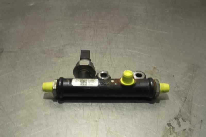 Recambio de rampa inyectora para land rover discovery v6 td edition 60 yrs referencia OEM IAM 4R8Q9C066AE  