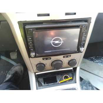 SISTEMA AUDIO / RADIO CD 