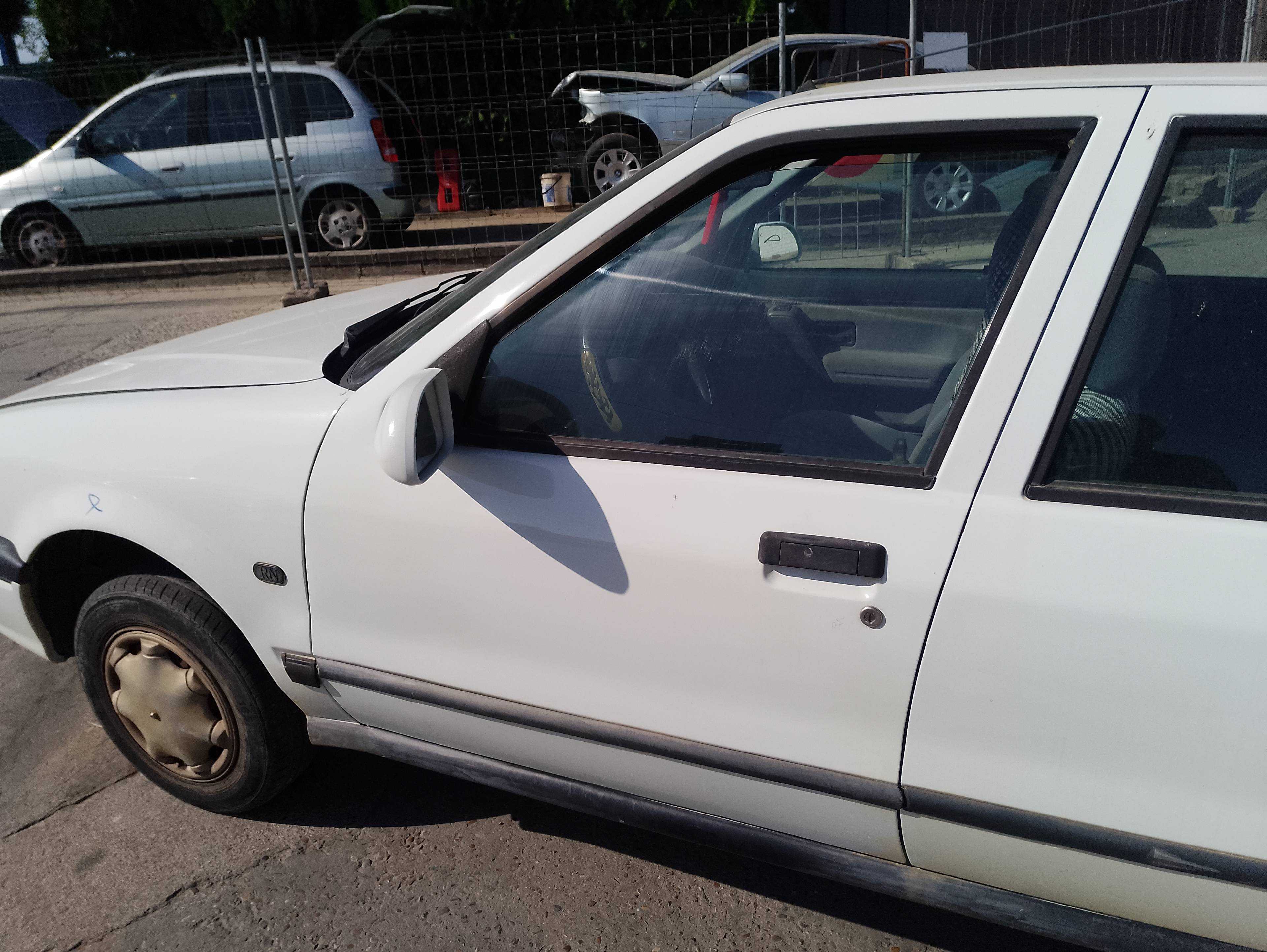 Recambio de puerta delantera izquierda para renault 19 (b/c/l53) referencia OEM IAM   