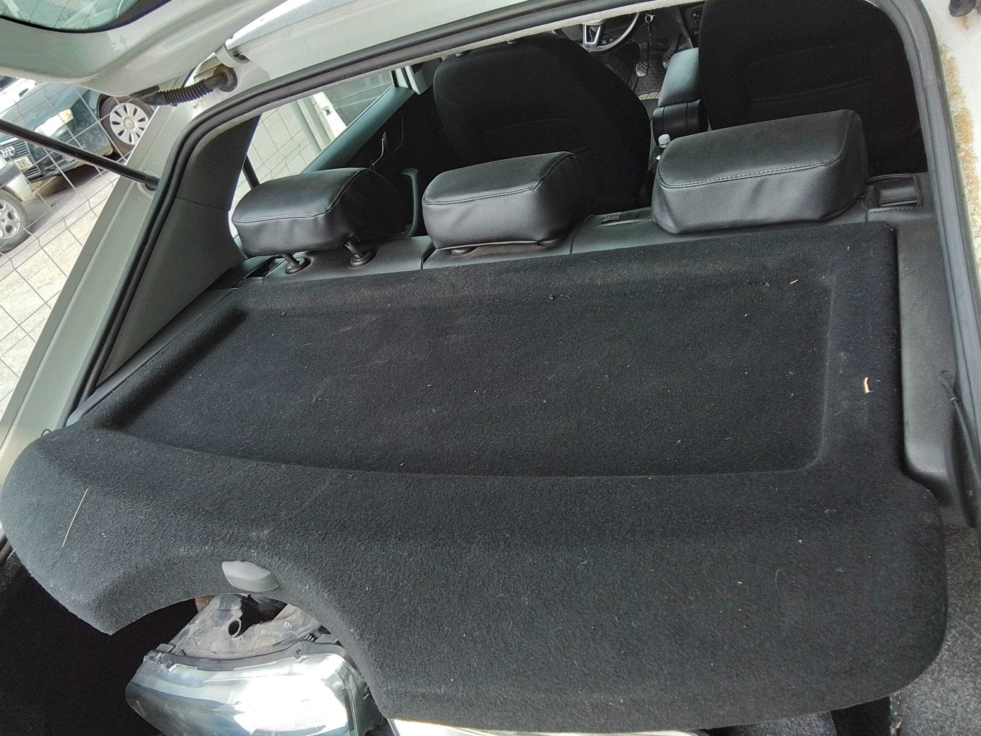 Recambio de bandeja trasera para skoda rapid active referencia OEM IAM   