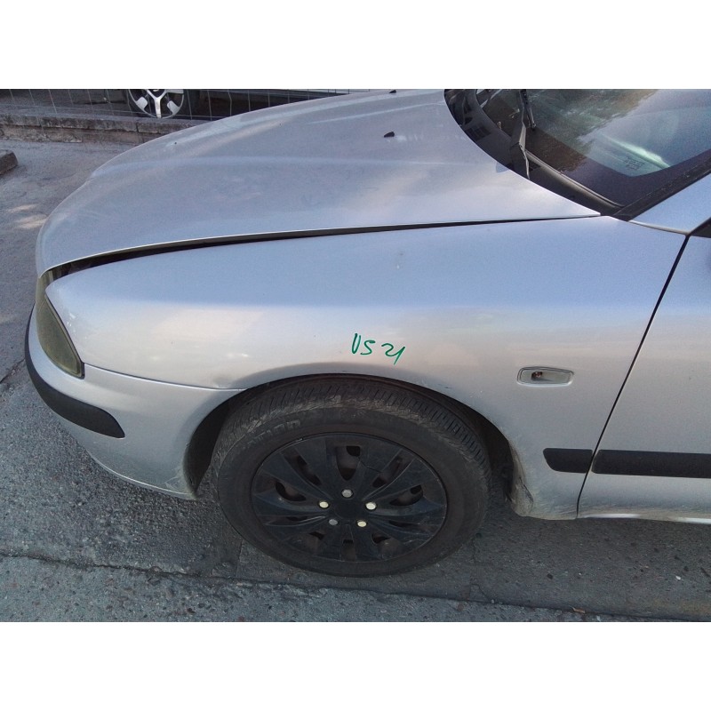 Recambio de aleta delantera izquierda para mitsubishi carisma berlina 5 (da0) 1900 di-d comfort referencia OEM IAM   