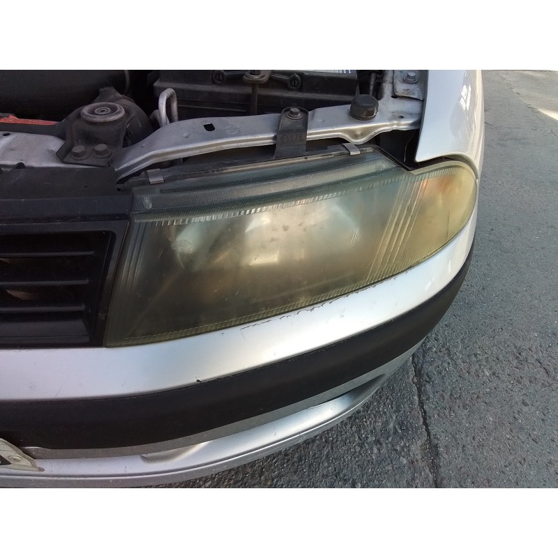Recambio de faro izquierdo para mitsubishi carisma berlina 5 (da0) 1900 di-d comfort referencia OEM IAM   