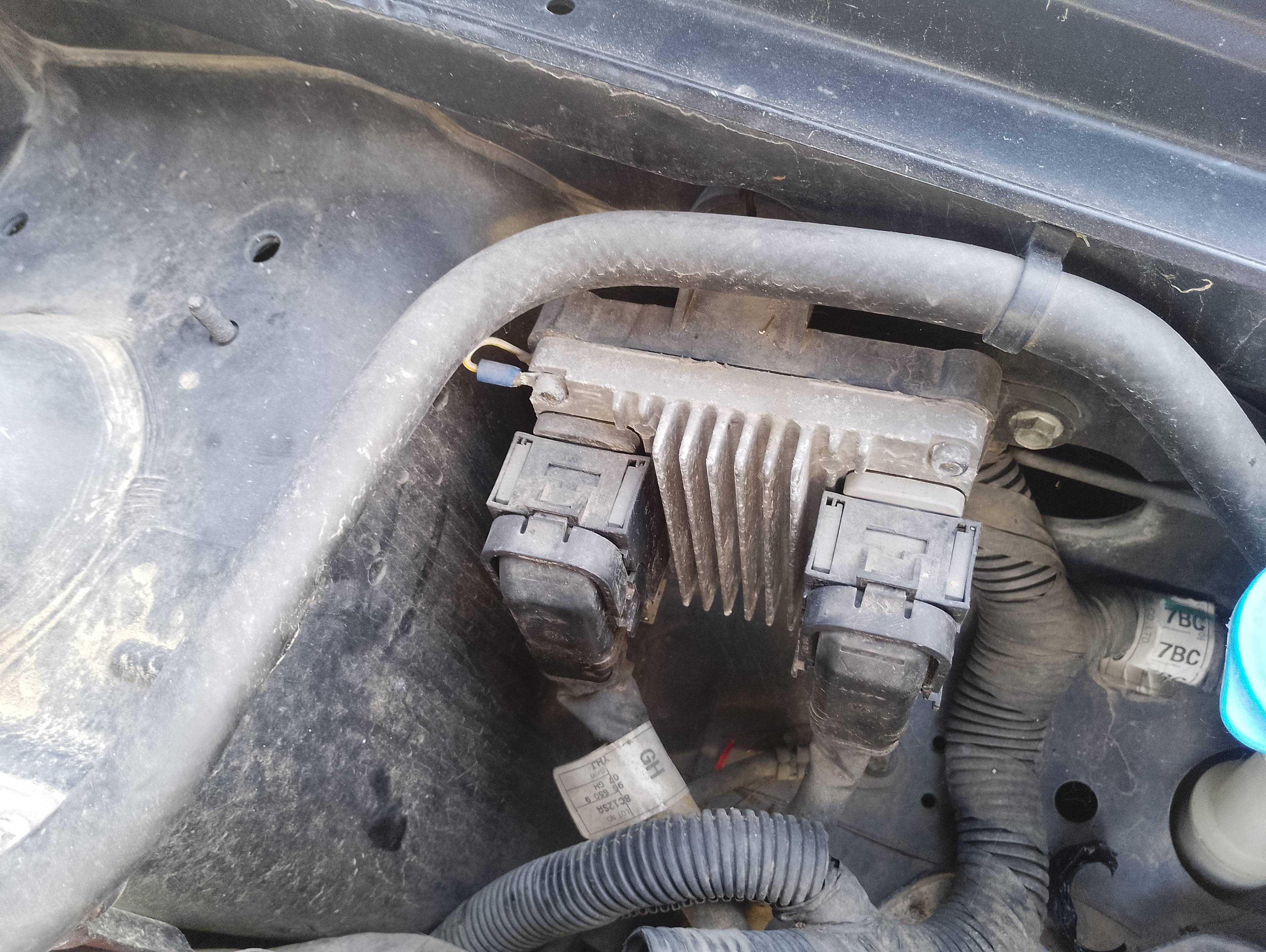 Recambio de centralita motor uce para chevrolet aveo ls referencia OEM IAM   
