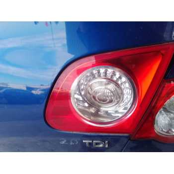 PILOTO PORTON TRASERO DERECHO 