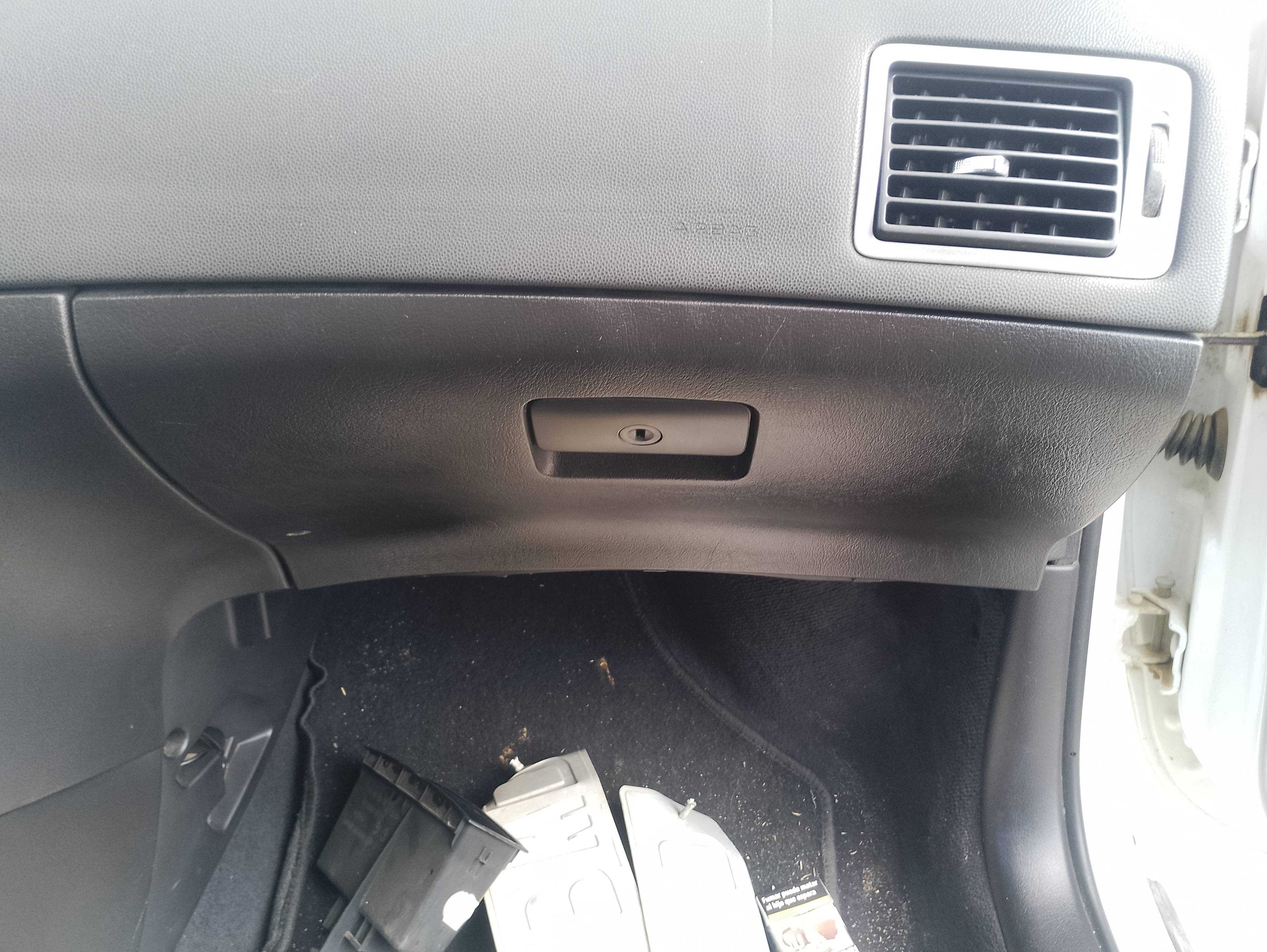 Recambio de guantera para peugeot 307 (s1) xr clim plus referencia OEM IAM   