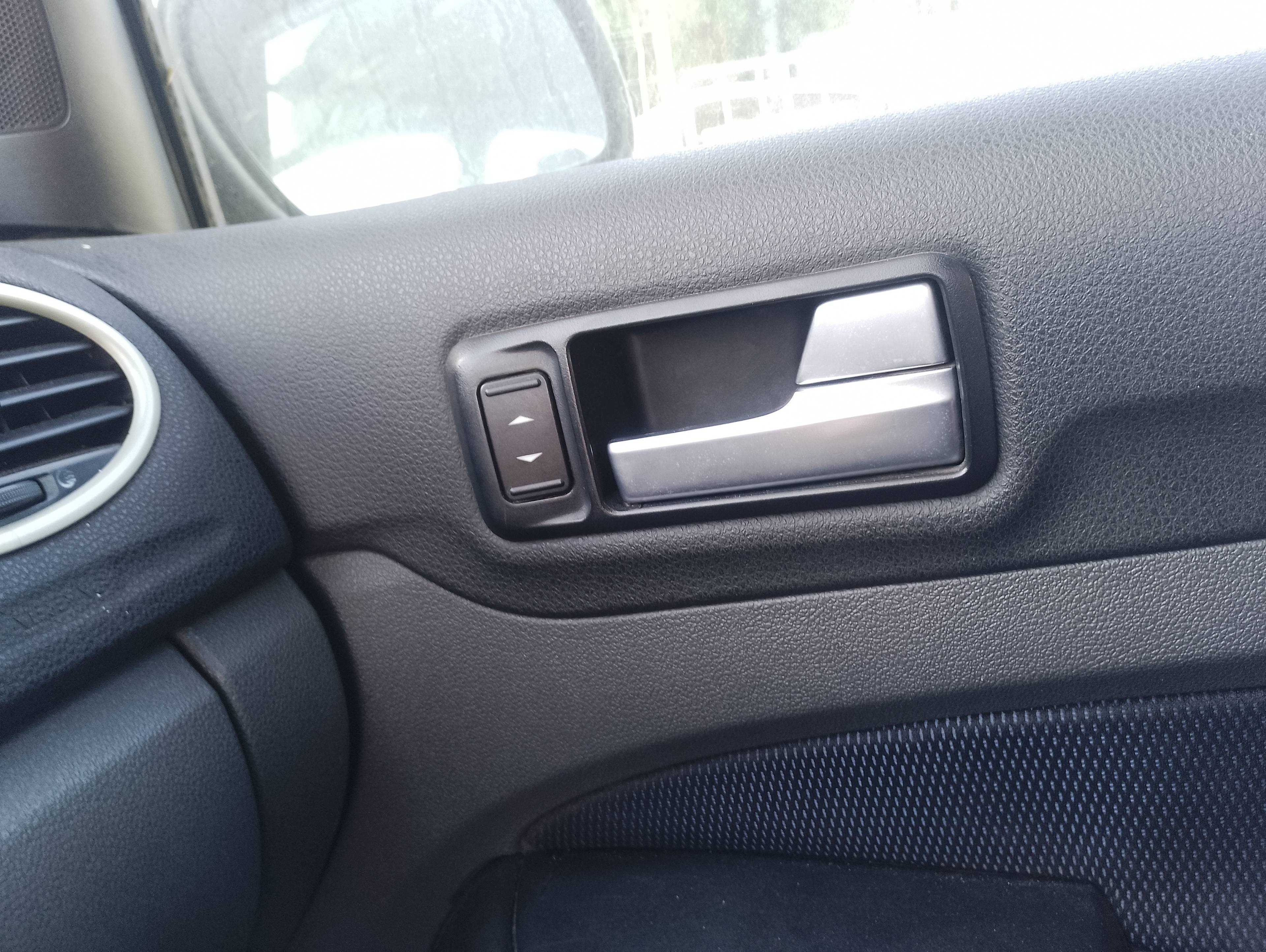 Recambio de mando elevalunas delantero derecho para ford focus berlina (cap) ambiente (d) referencia OEM IAM   