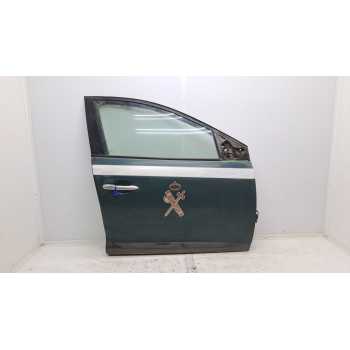 Recambio de puerta delantera derecha para renault megane iii berlina 5 p bose edition referencia OEM IAM   