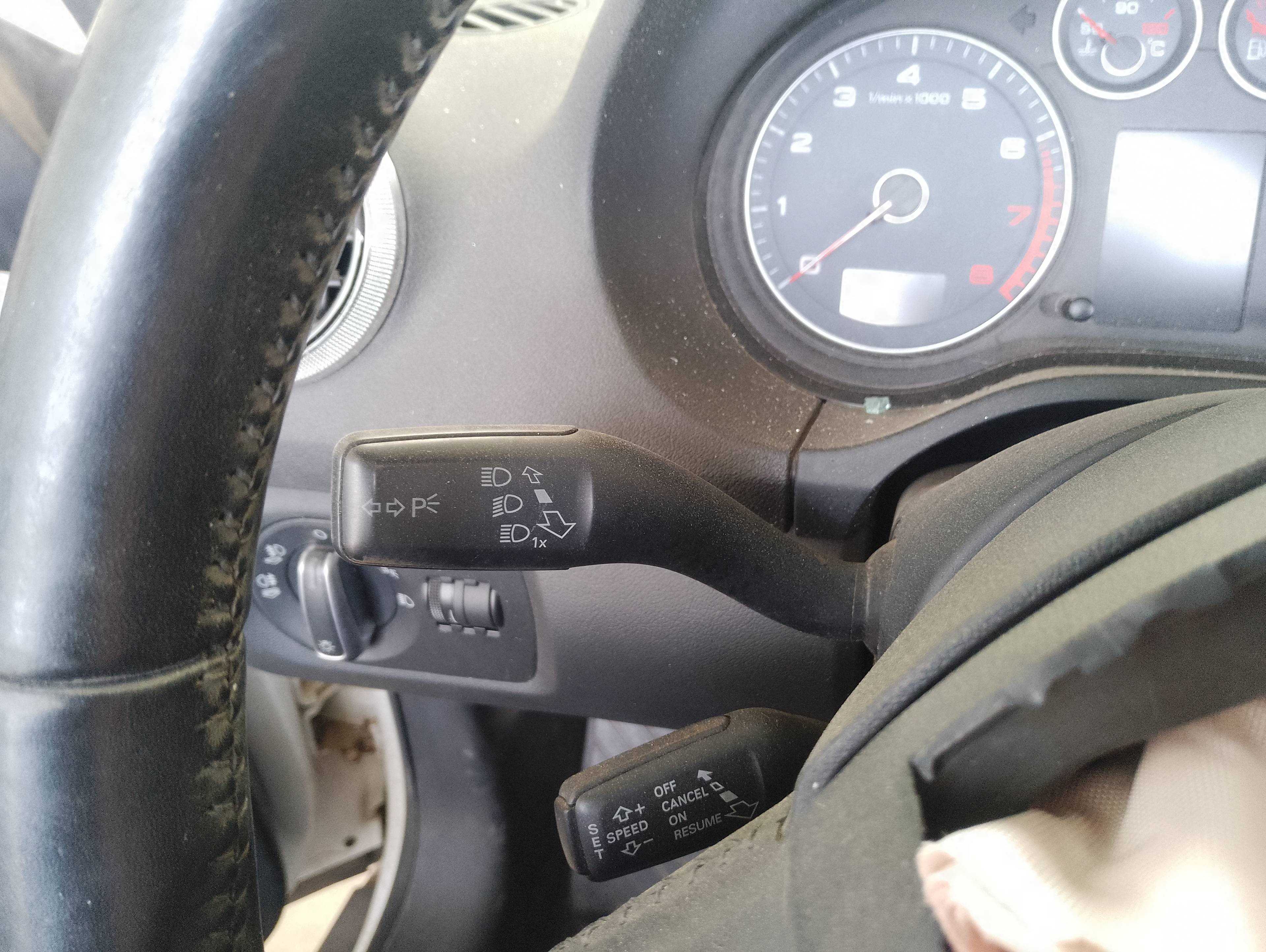 Recambio de mando intermitentes para audi a3 cabriolet (8p) ambition referencia OEM IAM   