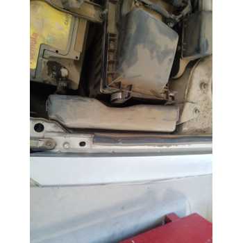 CAJA FUSIBLES IZQUIERDA 8274120060 