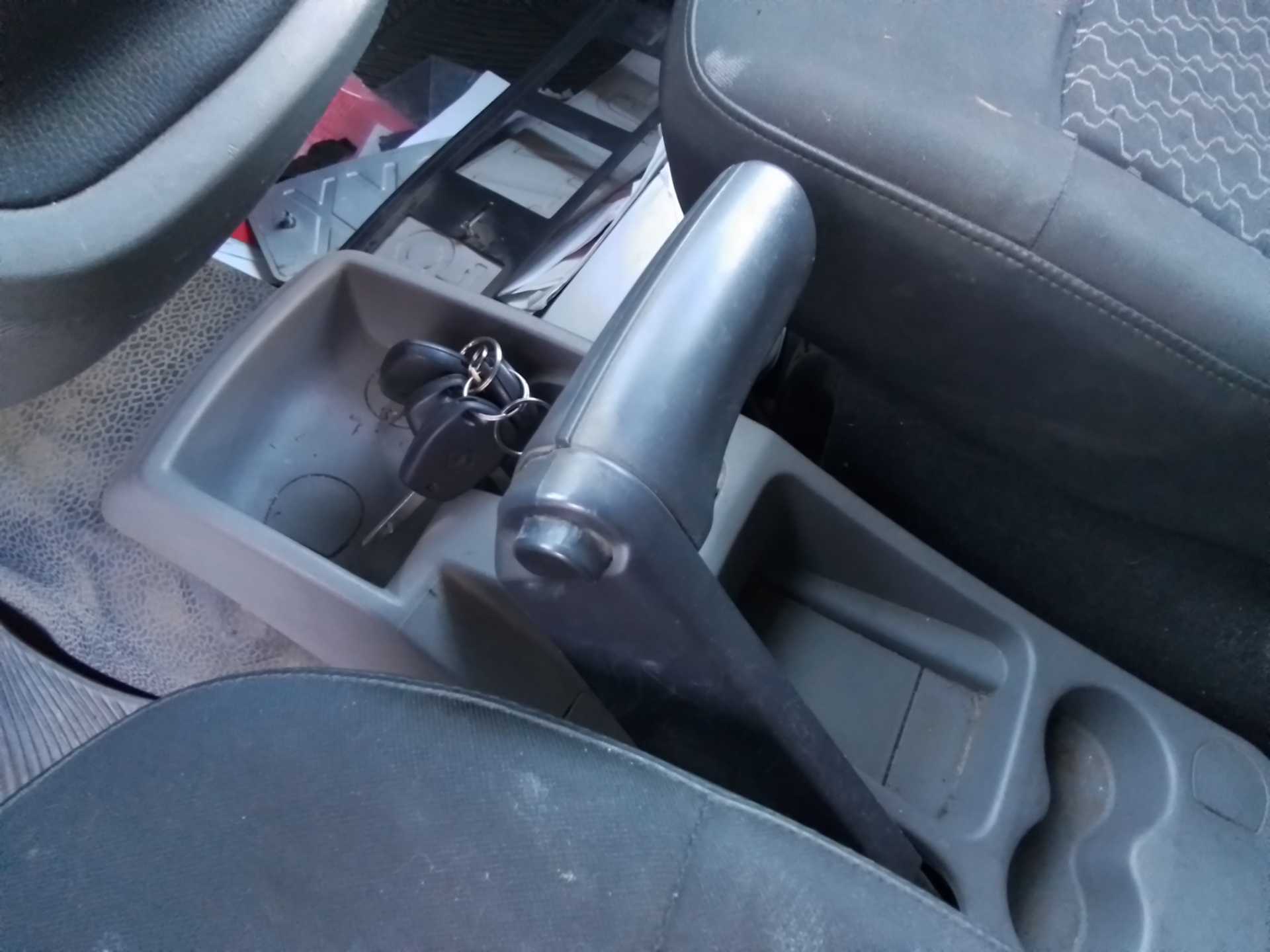 Recambio de palanca freno para renault kangoo 1.5 dci diesel referencia OEM IAM   