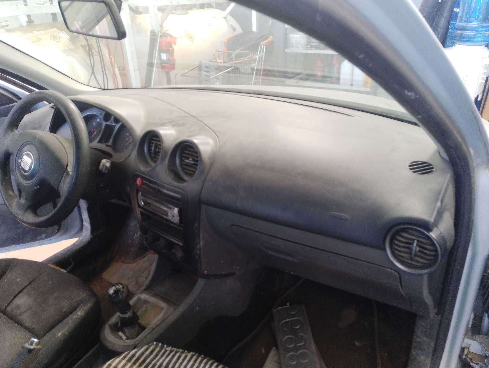 Recambio de salpicadero para seat cordoba (6l2) 1.4 16v referencia OEM IAM 6L1857003J4W4  