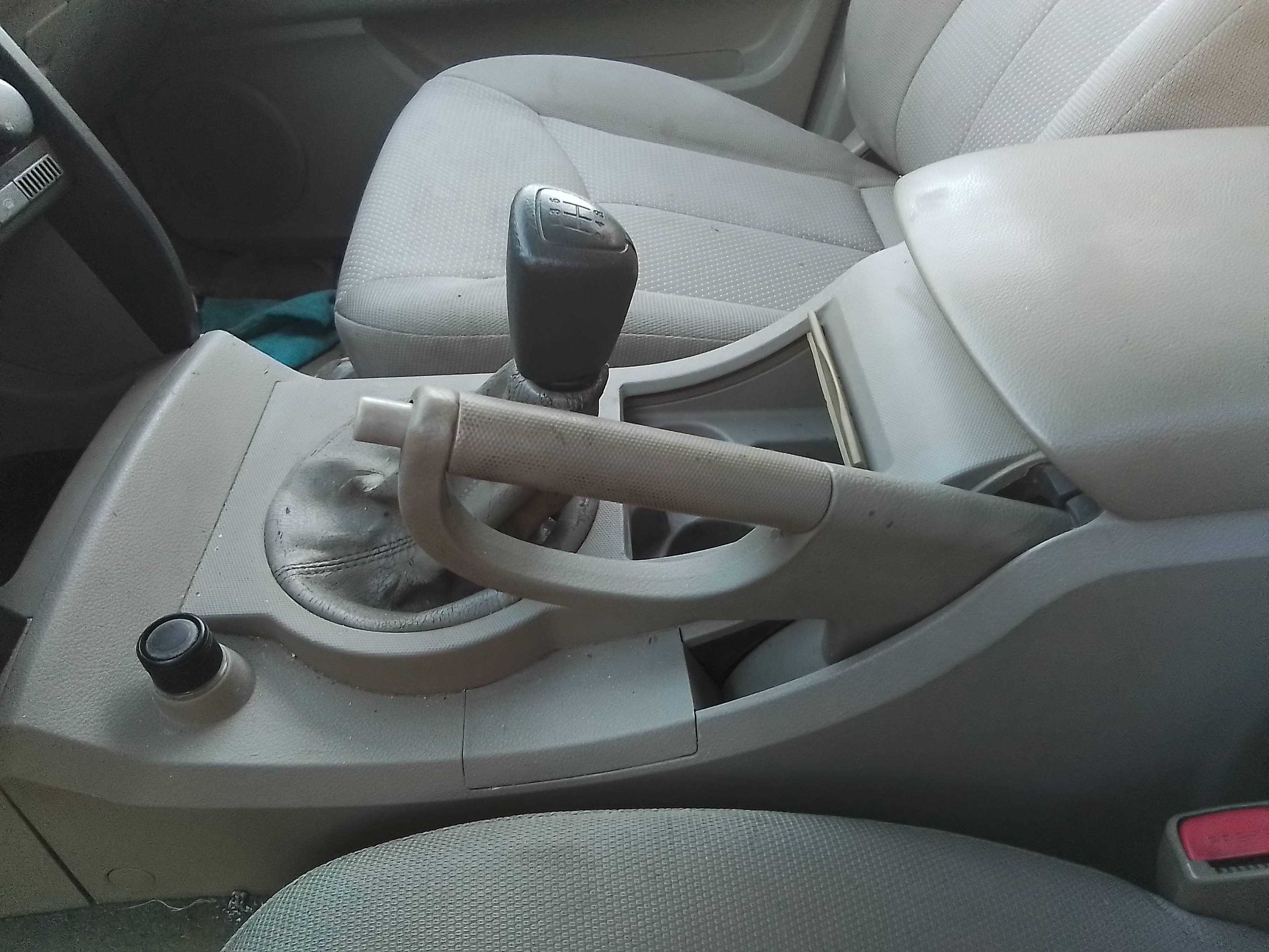 Recambio de palanca freno para ssangyong kyron 200 xdi limited referencia OEM IAM   