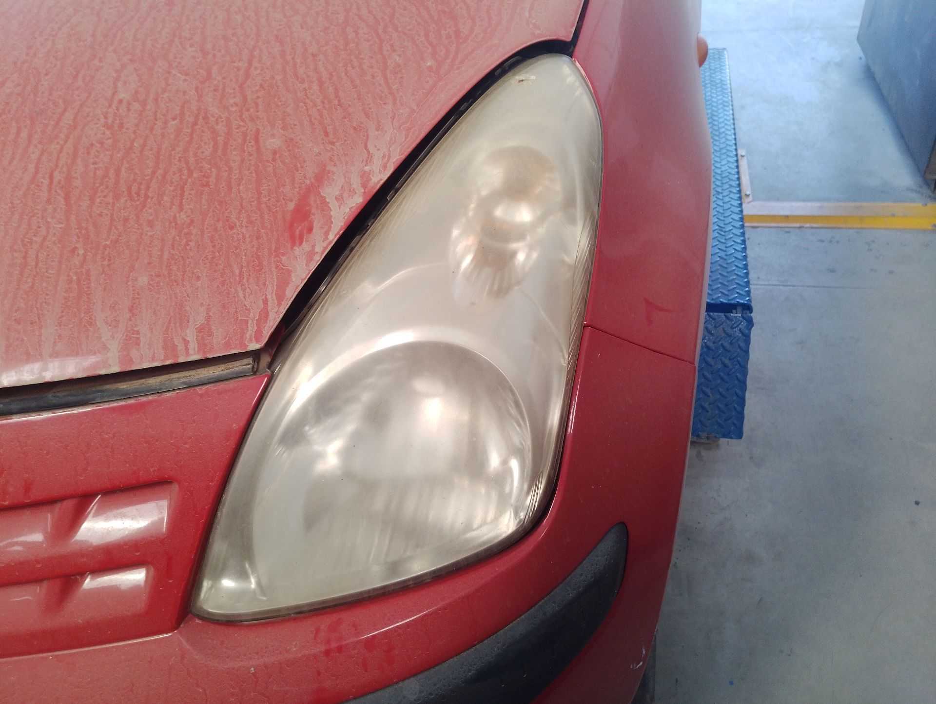 Recambio de faro izquierdo para nissan pixo (ua0) 1.0 referencia OEM IAM 022604A00F  