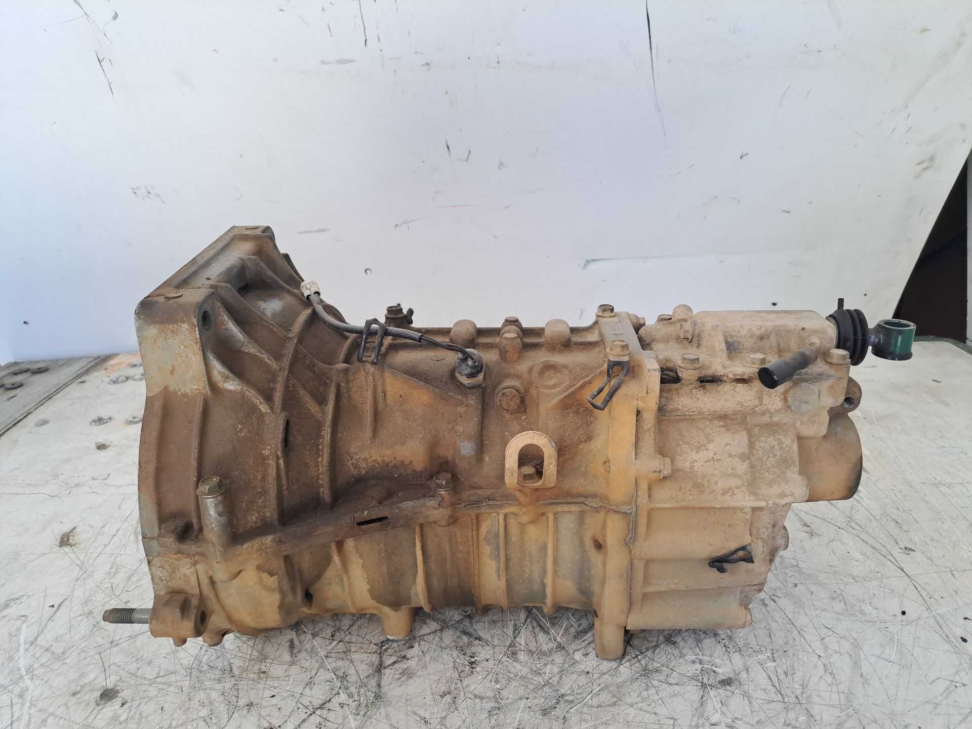 Recambio de caja cambios para suzuki jimny sn (fj) 1.3 16v cat referencia OEM IAM no visible  