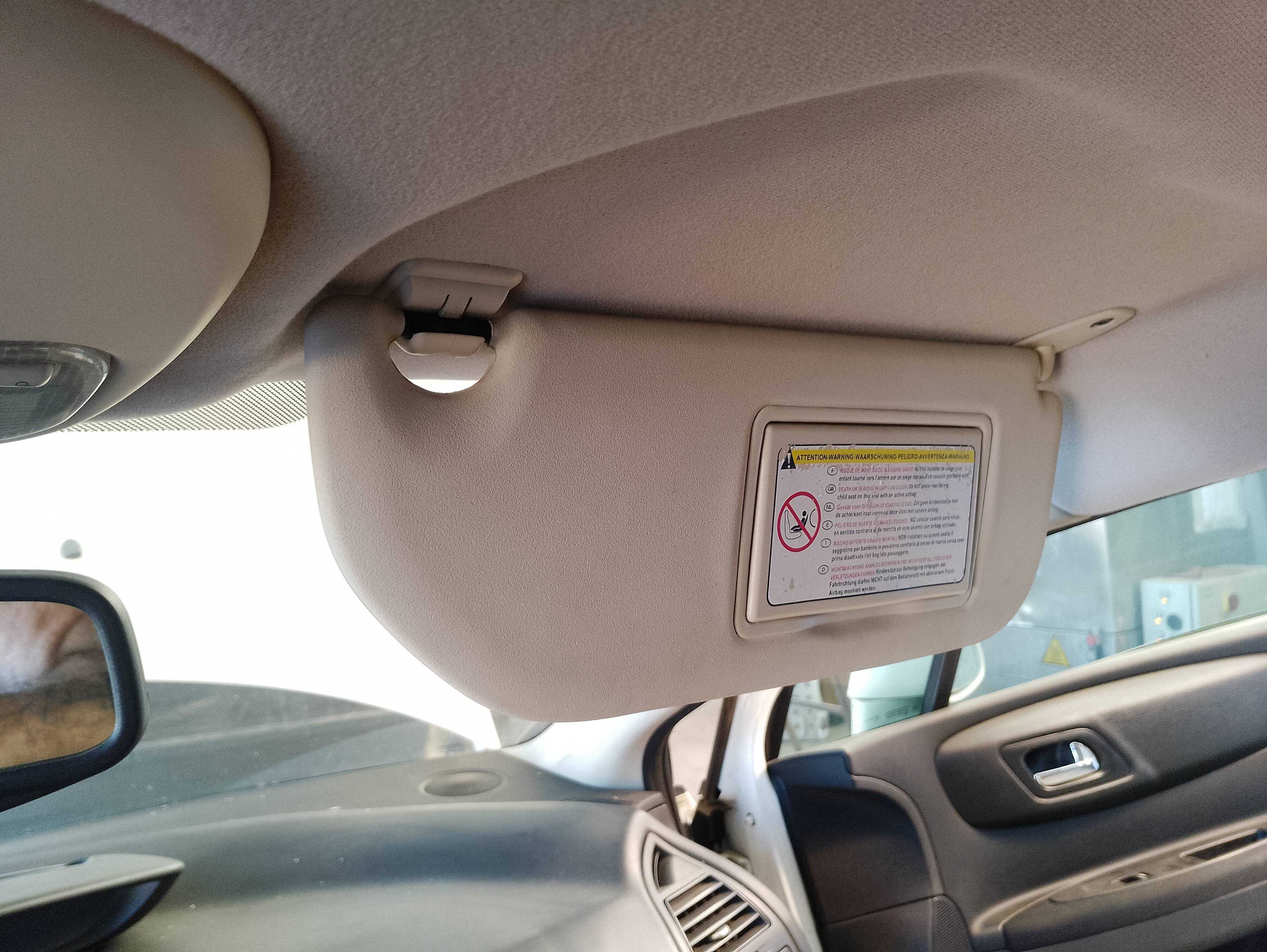 Recambio de parasol derecho para citroën c4 berlina vtr plus referencia OEM IAM   