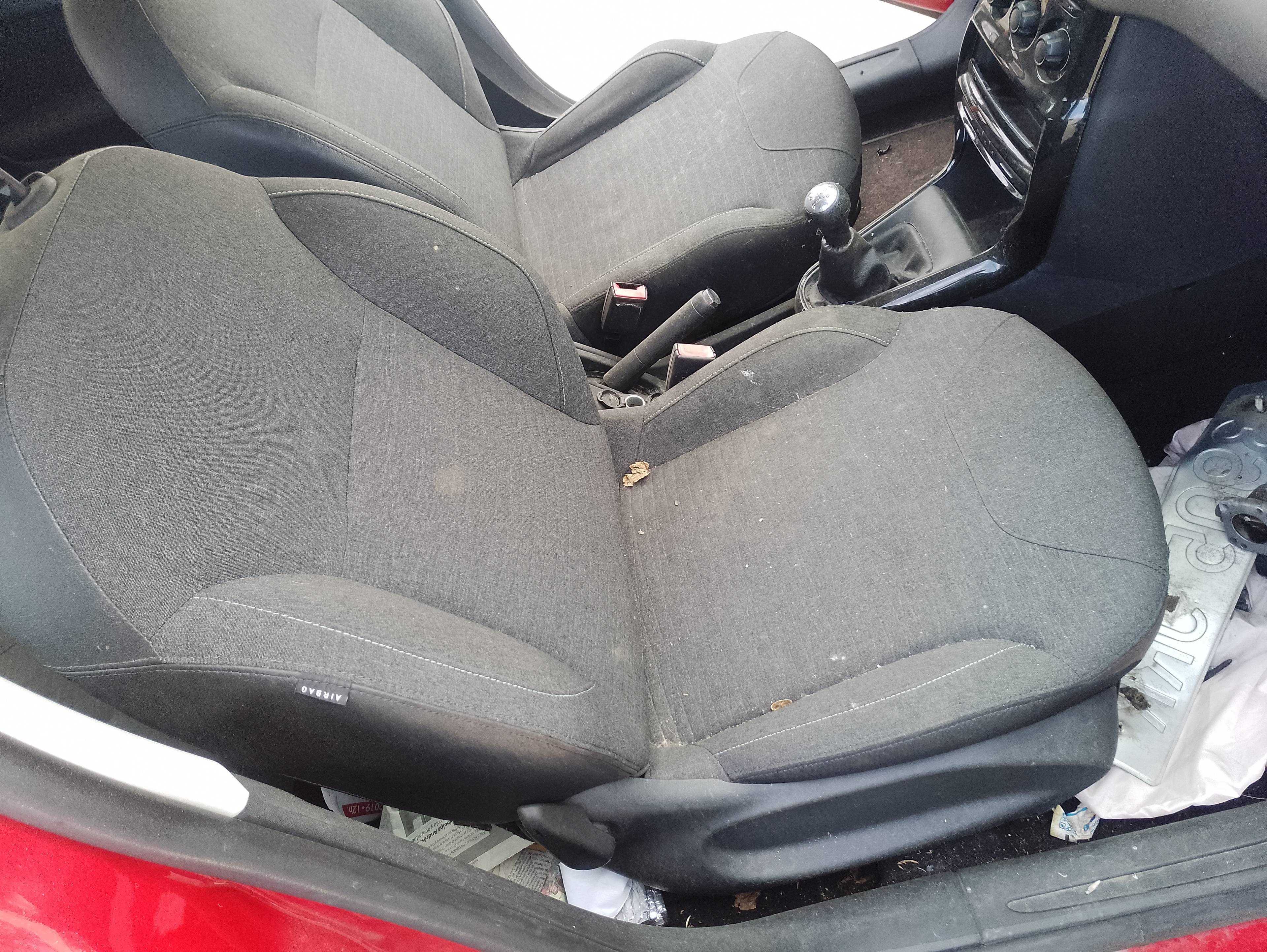 Recambio de asiento delantero derecho para citroën c3 live edition referencia OEM IAM   