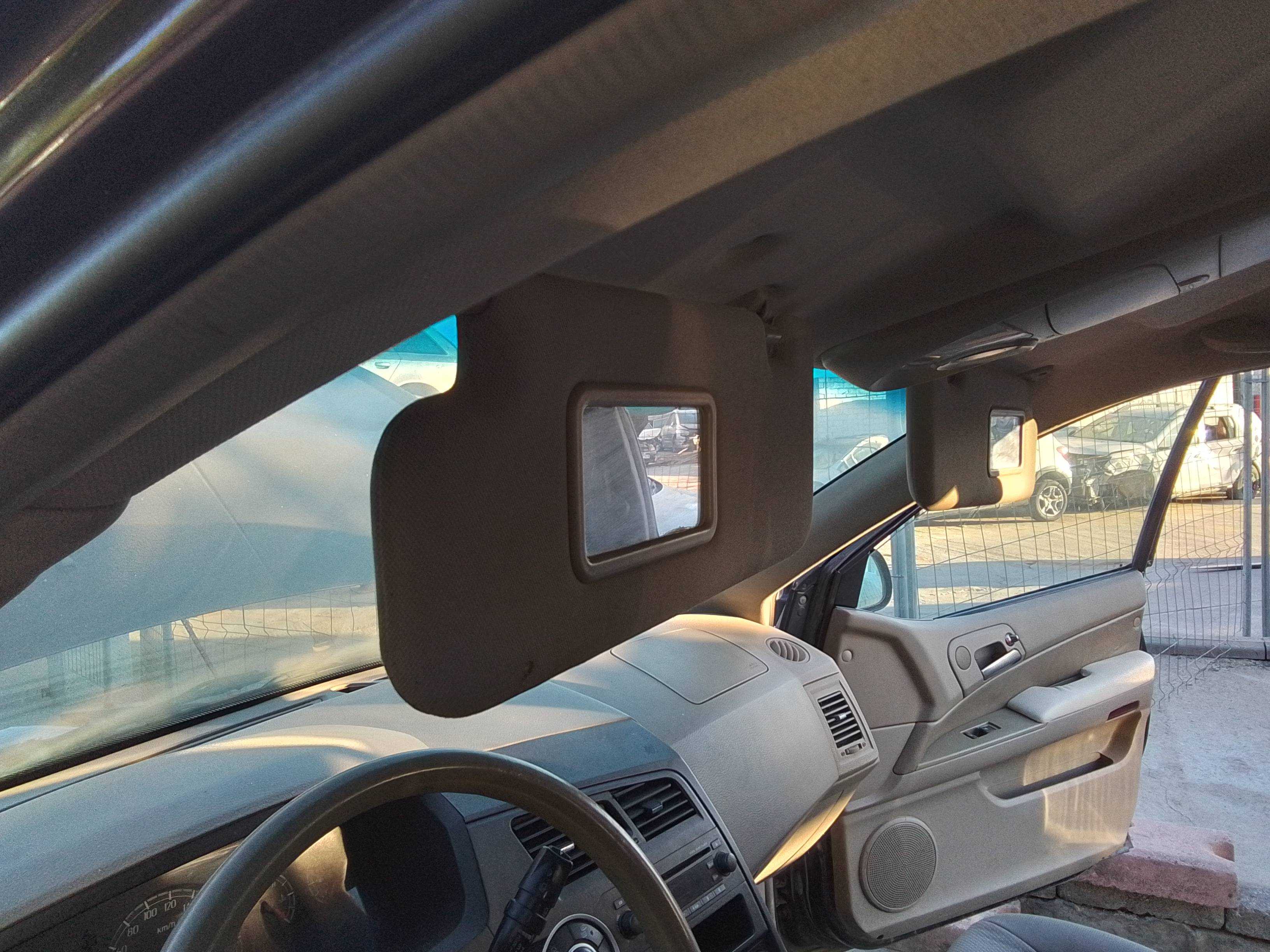 Recambio de parasol izquierdo para ssangyong kyron 200 xdi limited referencia OEM IAM   