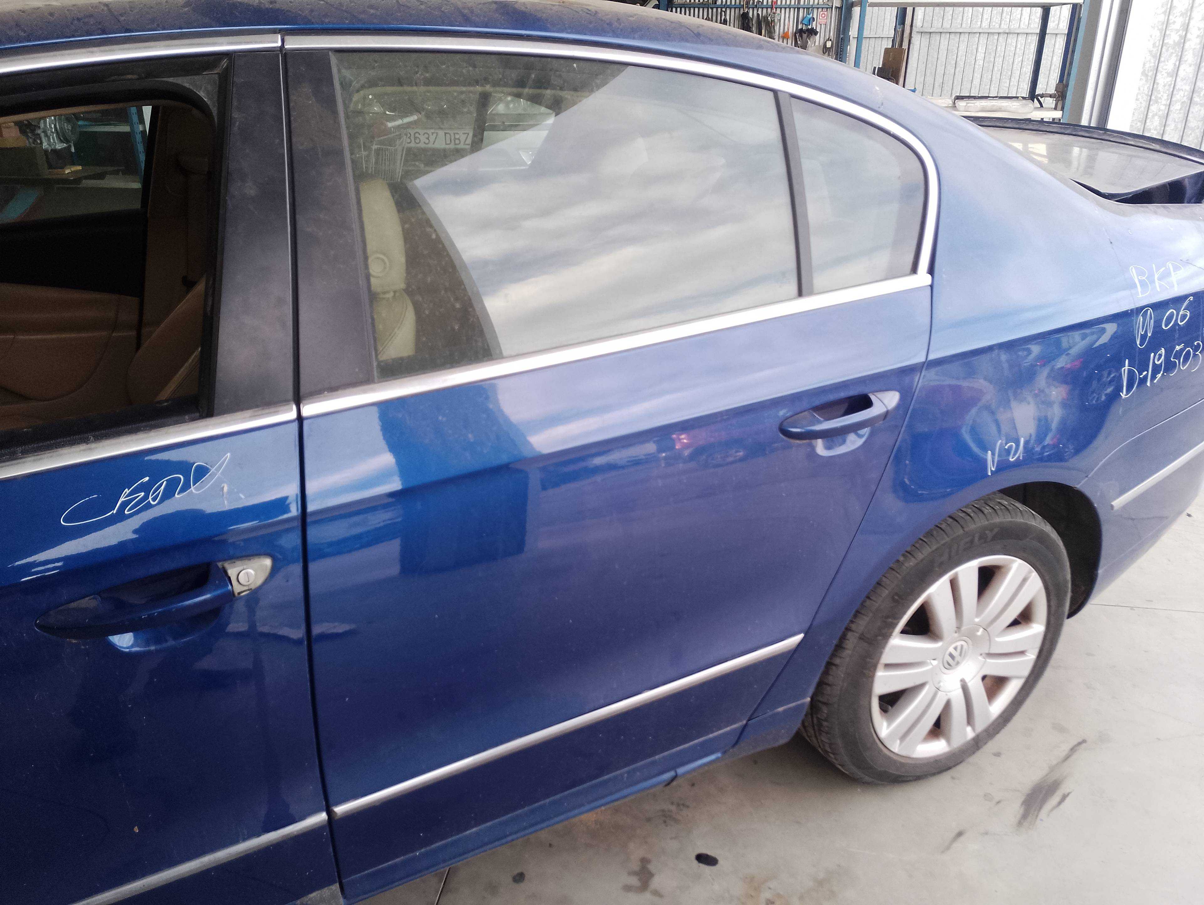 Recambio de puerta trasera izquierda para volkswagen passat berlina (3c2) advance referencia OEM IAM   