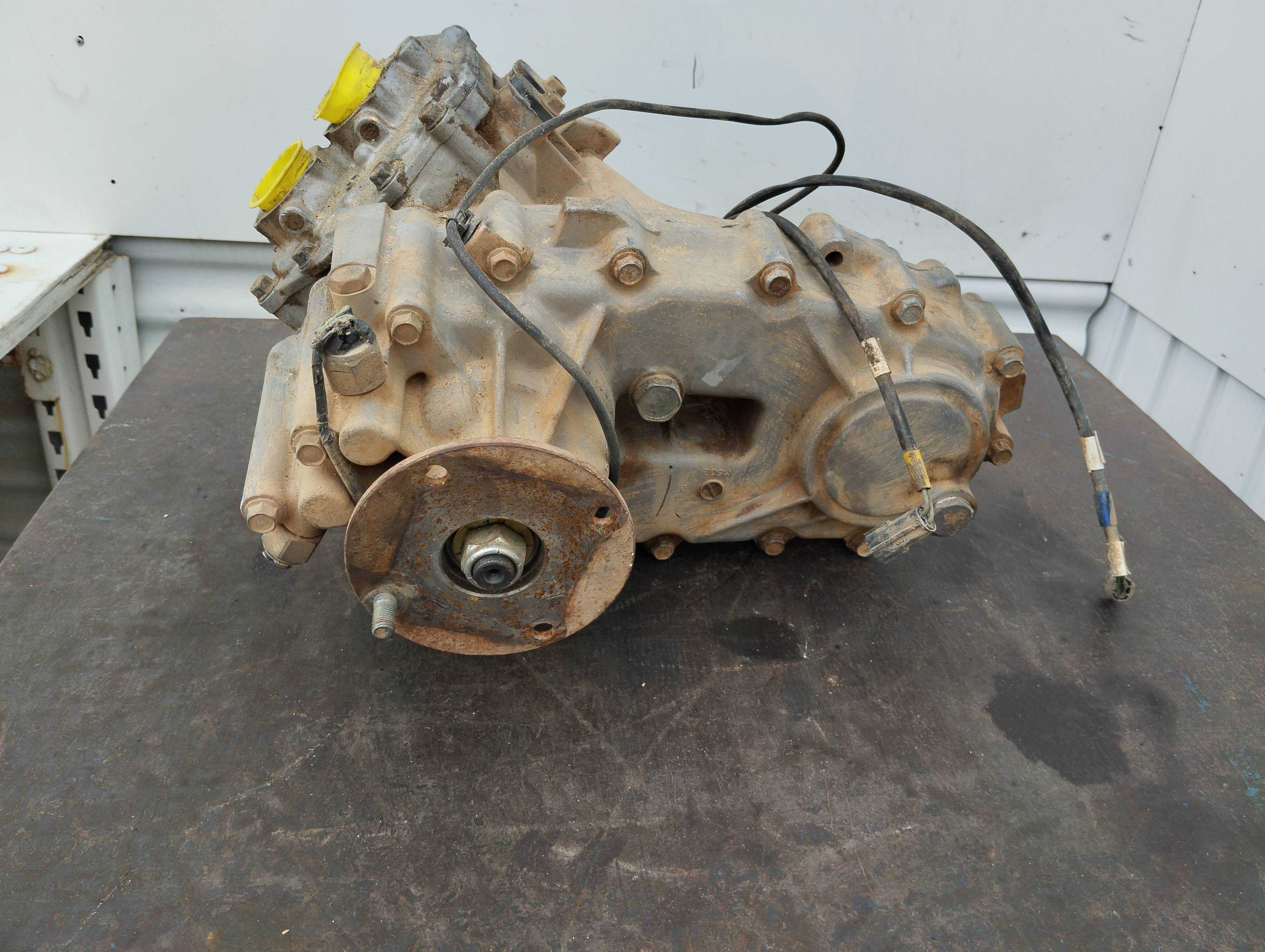 Recambio de caja transfer para mitsubishi galloper (hyundai) 2.5 td cat referencia OEM IAM   