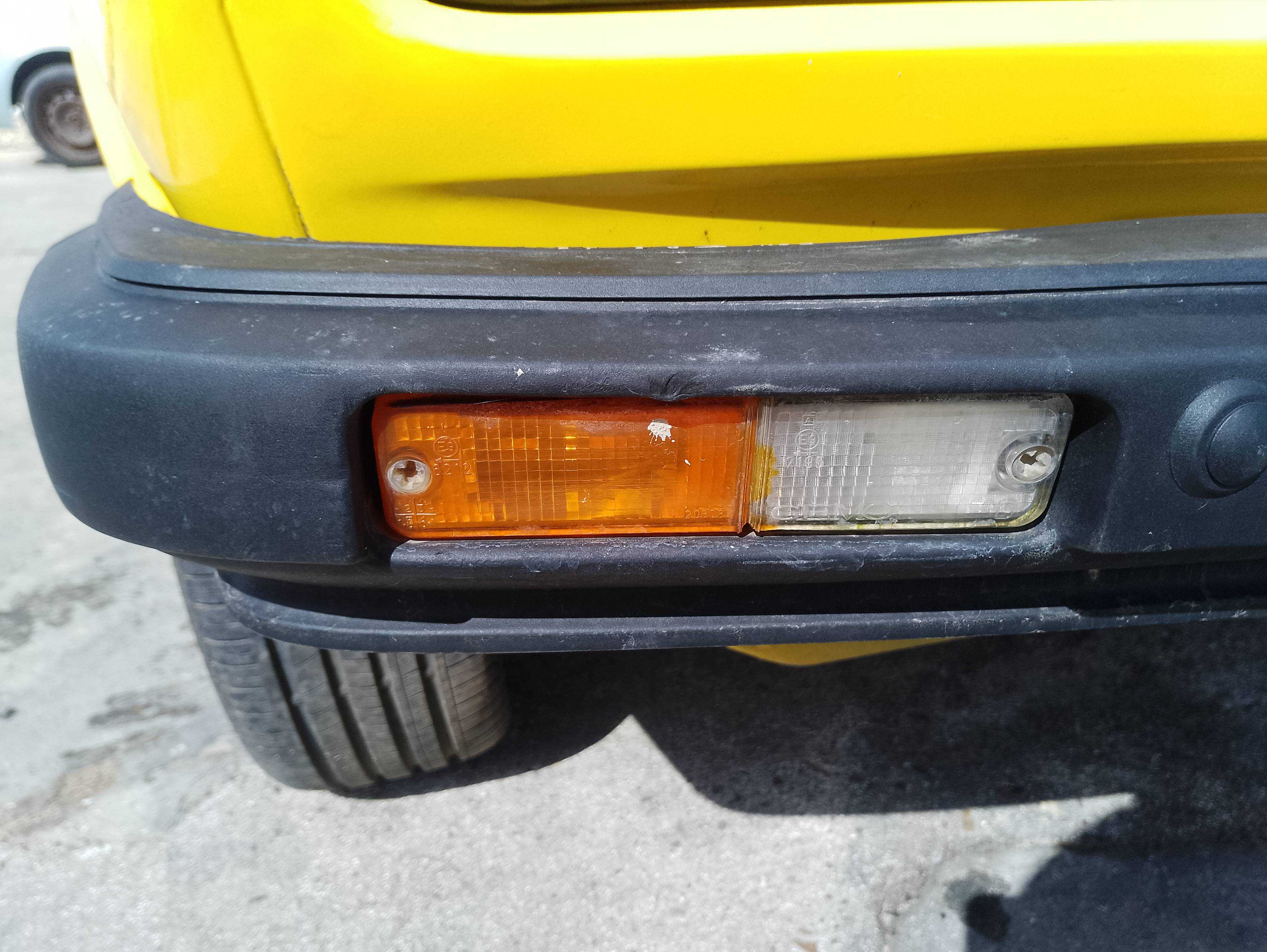 Recambio de piloto delantero derecho para seat 127 referencia OEM IAM   