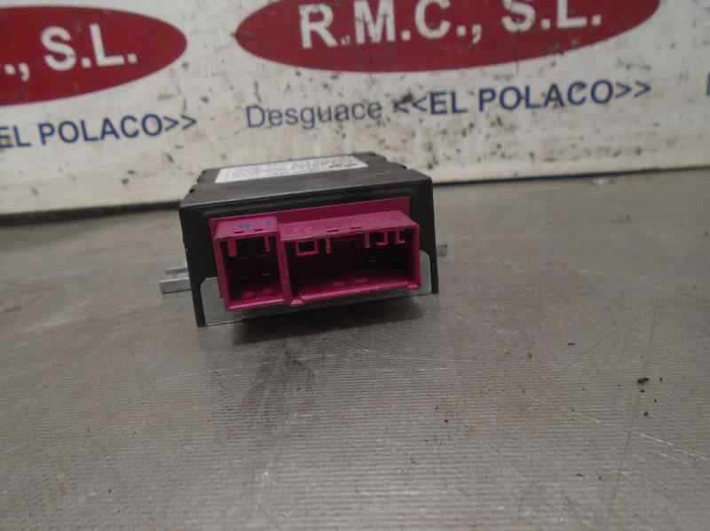 Recambio de modulo electronico para bmw serie 3 berlina (e90) 320d referencia OEM IAM 55892110 060243142 