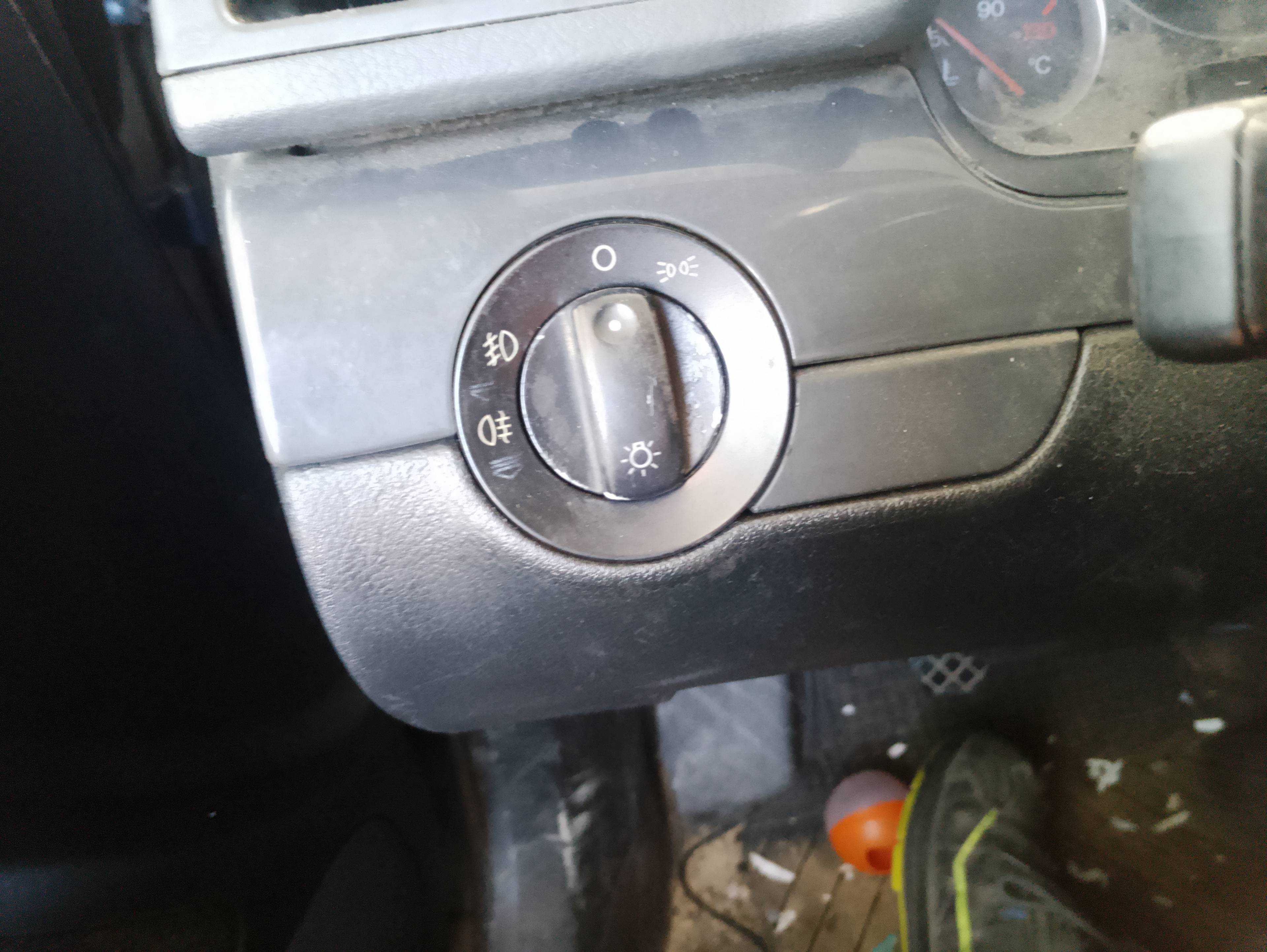 Recambio de mando luces para audi a4 avant (8e) 1.9 tdi (96kw) referencia OEM IAM   