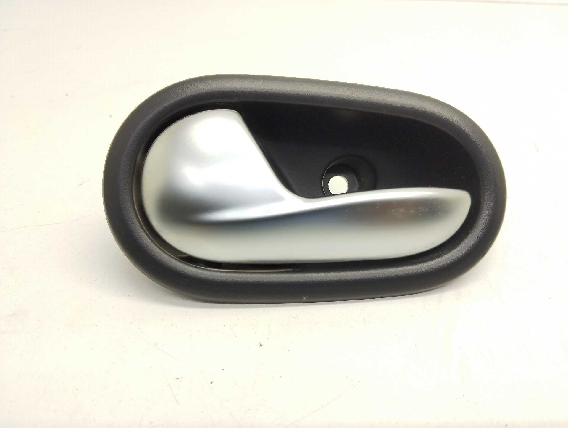 Recambio de maneta interior trasera izquierda para dacia sandero stepway comfort referencia OEM IAM  806714381R 