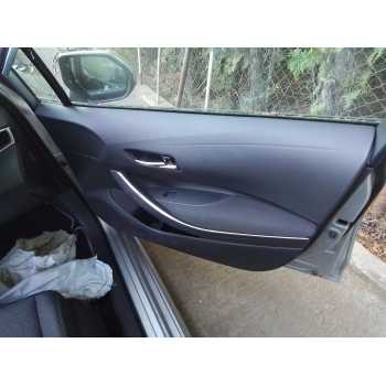 GUARNECIDO PUERTA DELANTERA DERECHA 6761102860 