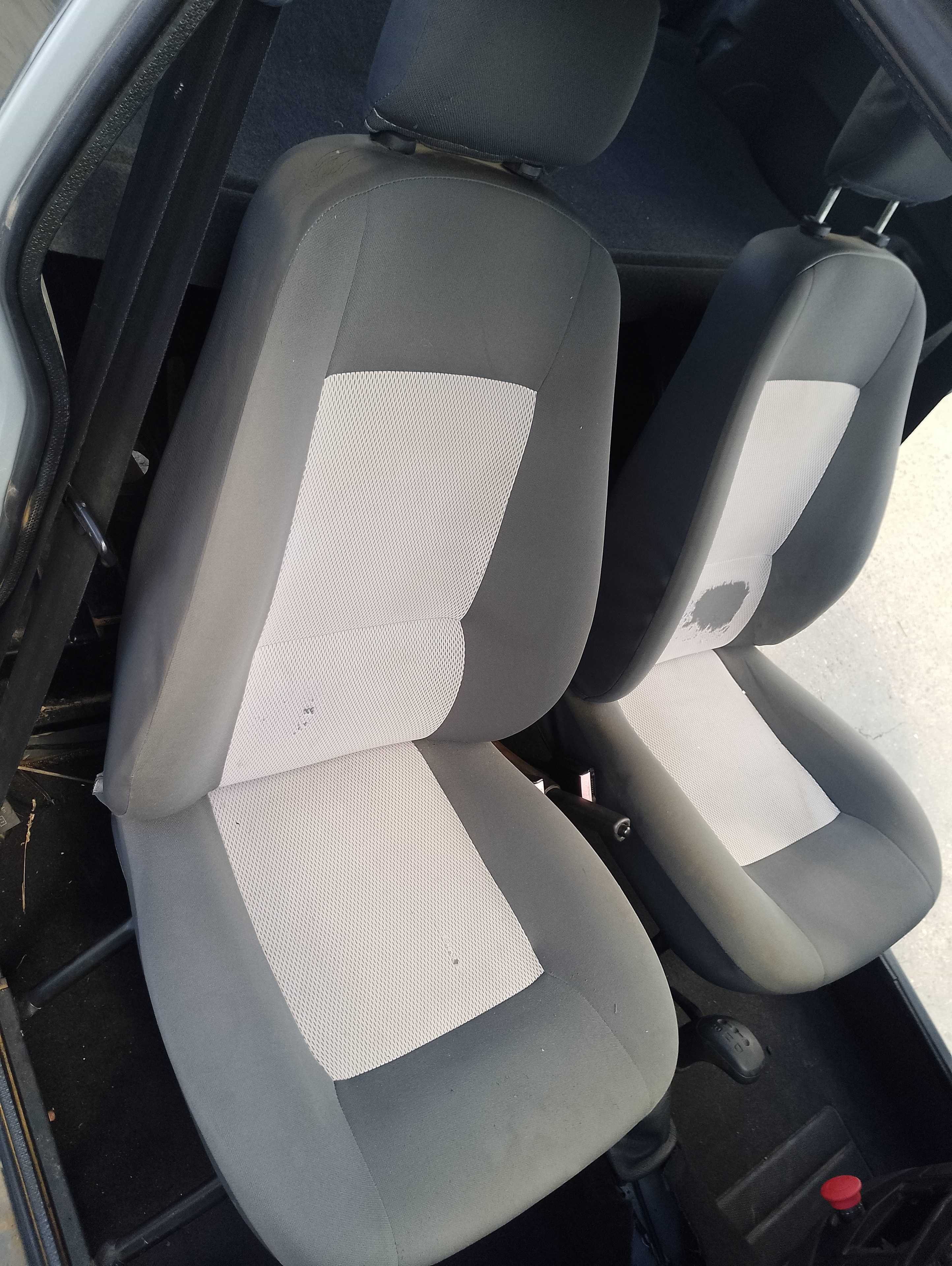 Recambio de asiento delantero derecho para aixam a721 referencia OEM IAM   