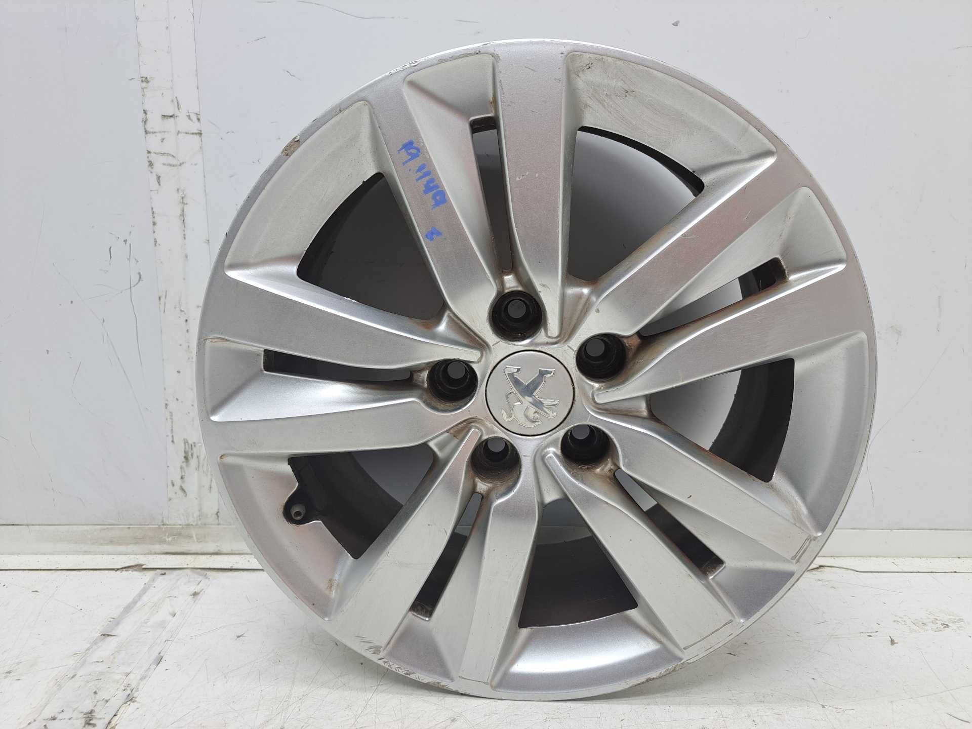 Recambio de llanta para peugeot 308 active referencia OEM IAM R16 9677989577 
