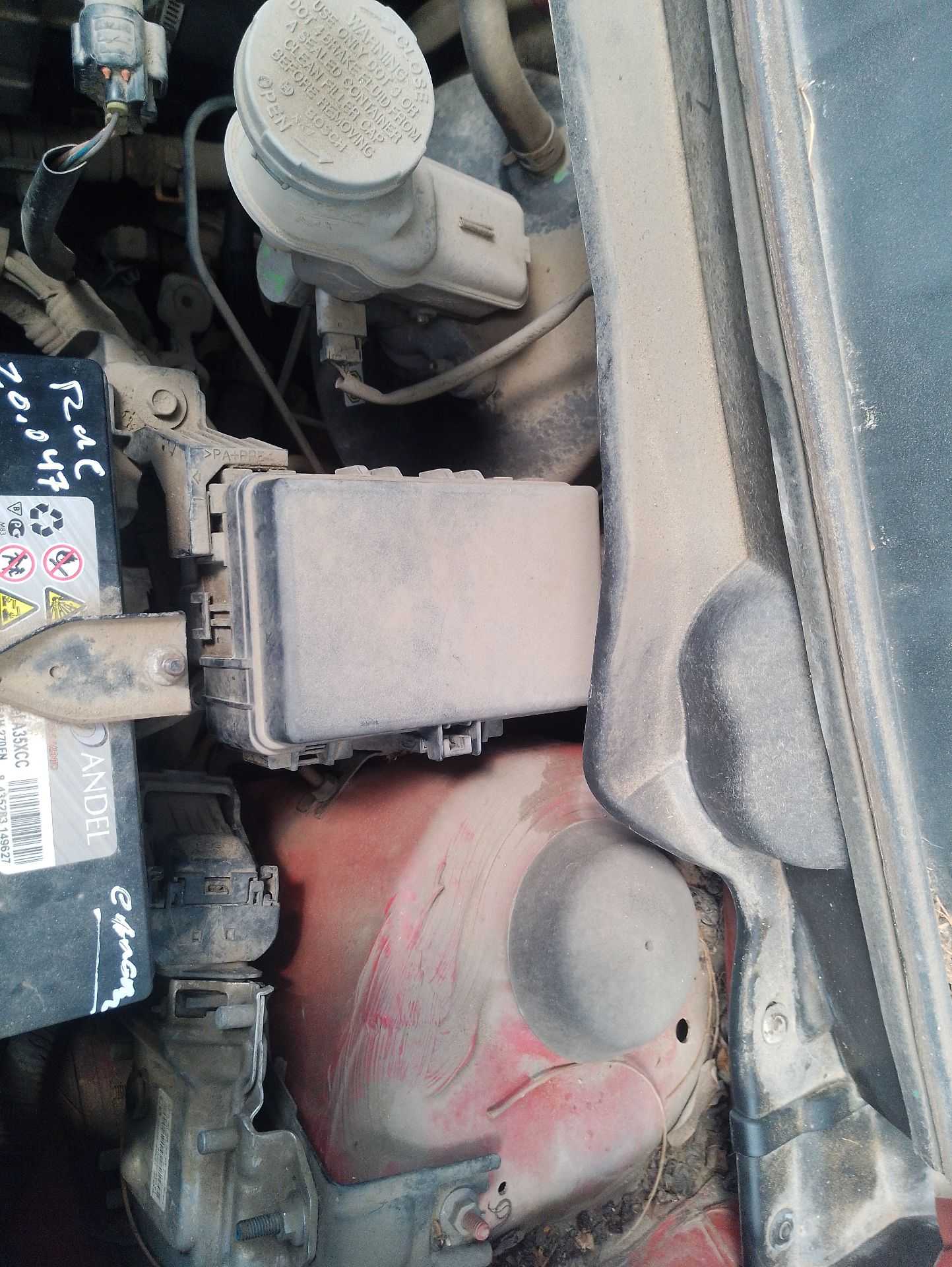 Recambio de caja reles / fusibles para nissan pixo (ua0) 1.0 referencia OEM IAM 243554A00C  
