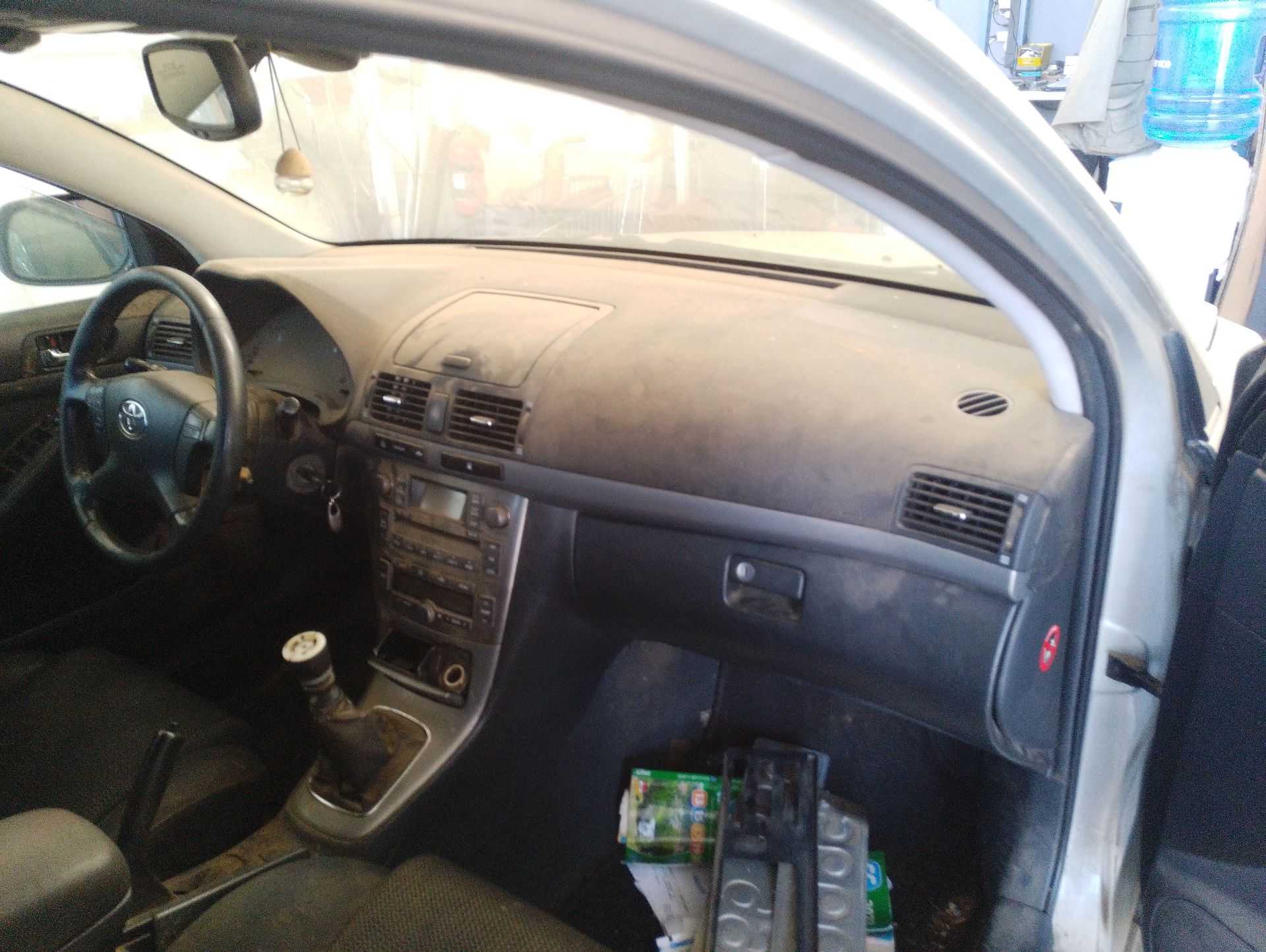 Recambio de salpicadero para toyota avensis station wagon (_t25_) 2.2 d-4d (adt251_) referencia OEM IAM 5530205011C0  