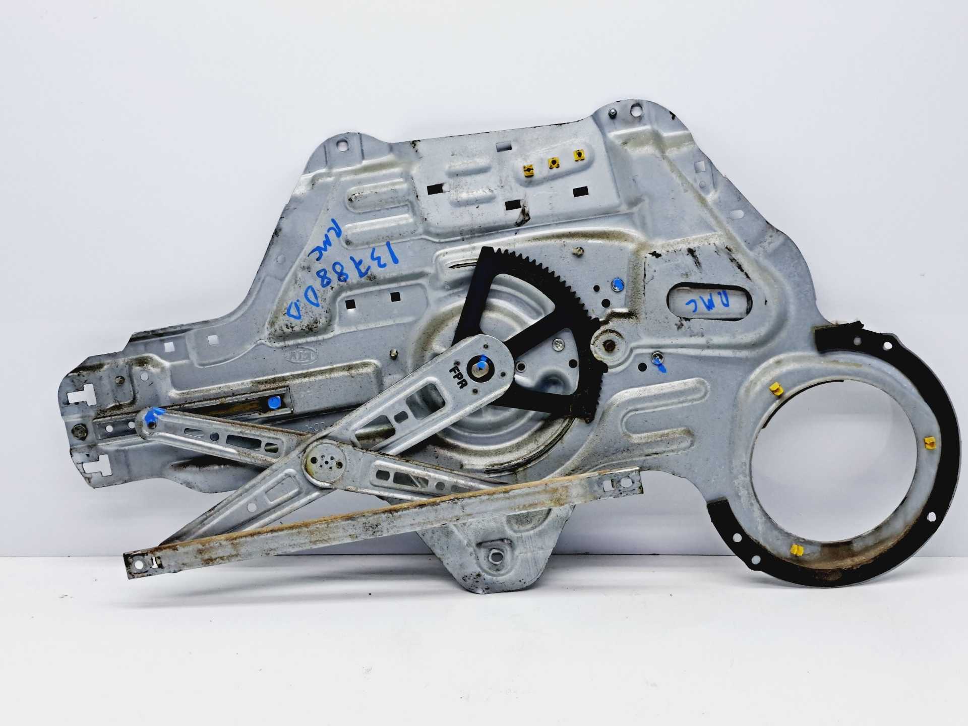 Recambio de elevalunas delantero derecho para kia cerato 2.0 turbodiesel cat referencia OEM IAM 824602F000 KAMCO 