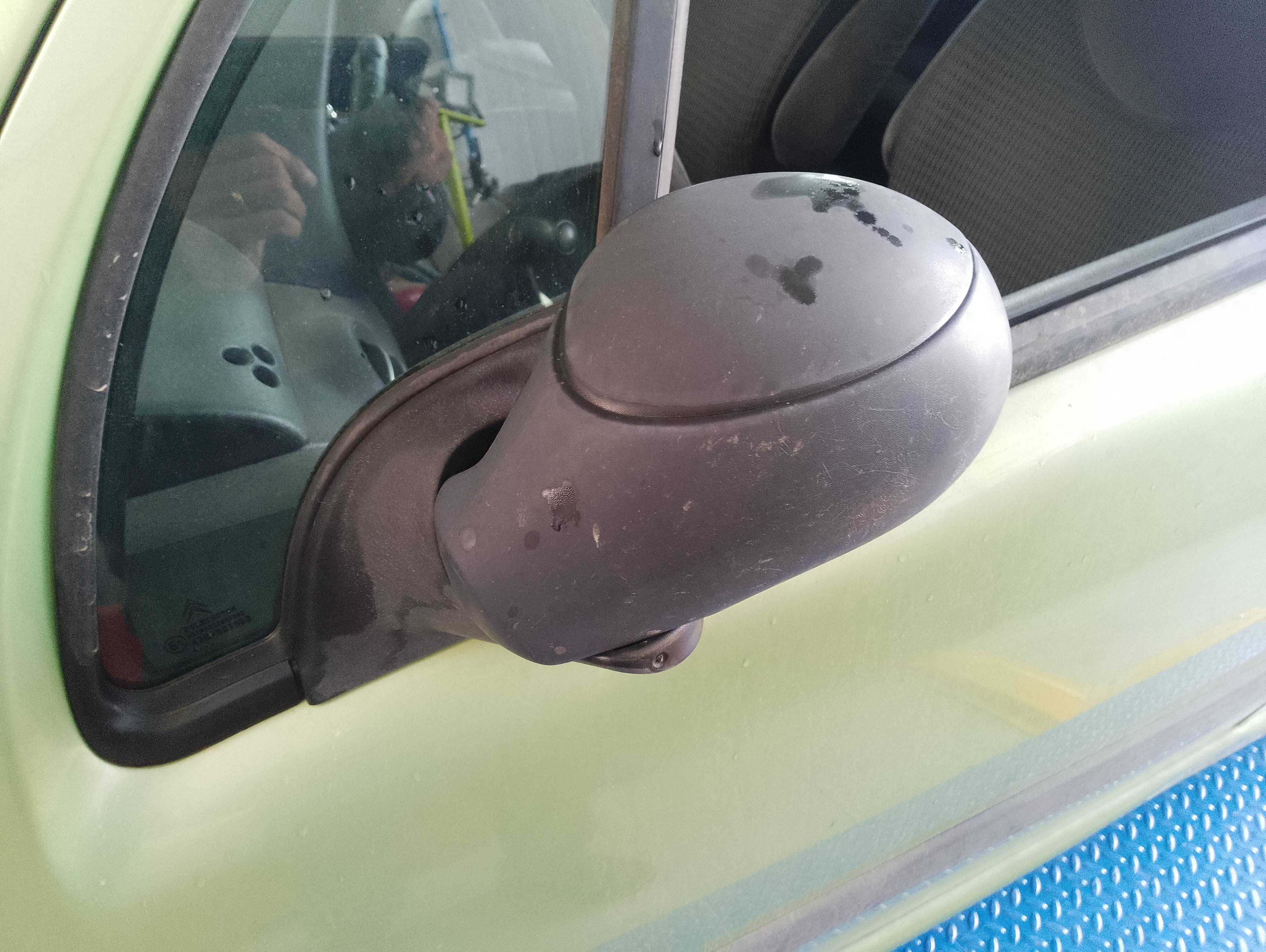 Recambio de retrovisor izquierdo para citroën c3 1.1 satisfaction referencia OEM IAM   
