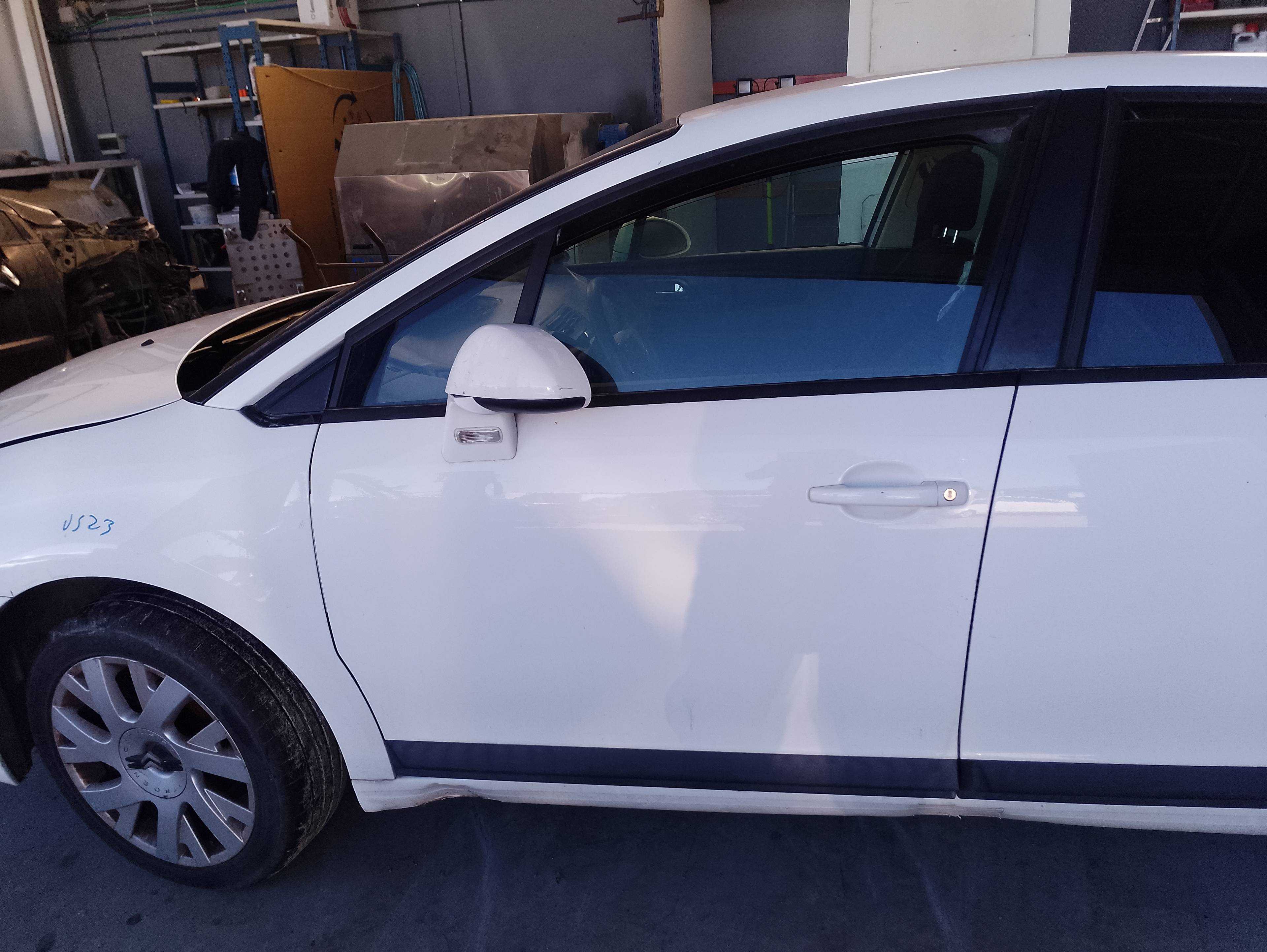 Recambio de puerta delantera izquierda para citroën c4 berlina vtr plus referencia OEM IAM   