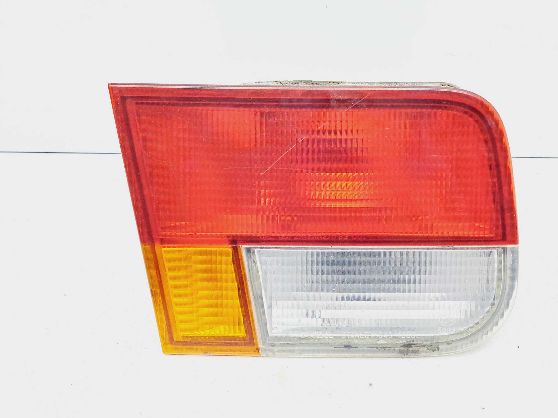 Recambio de piloto porton trasero izquierdo para honda civic coupe (ej6/8) 1.6 ls (ej6) referencia OEM IAM   