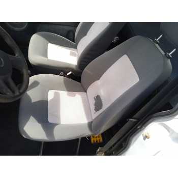 ASIENTO DELANTERO IZQUIERDO 